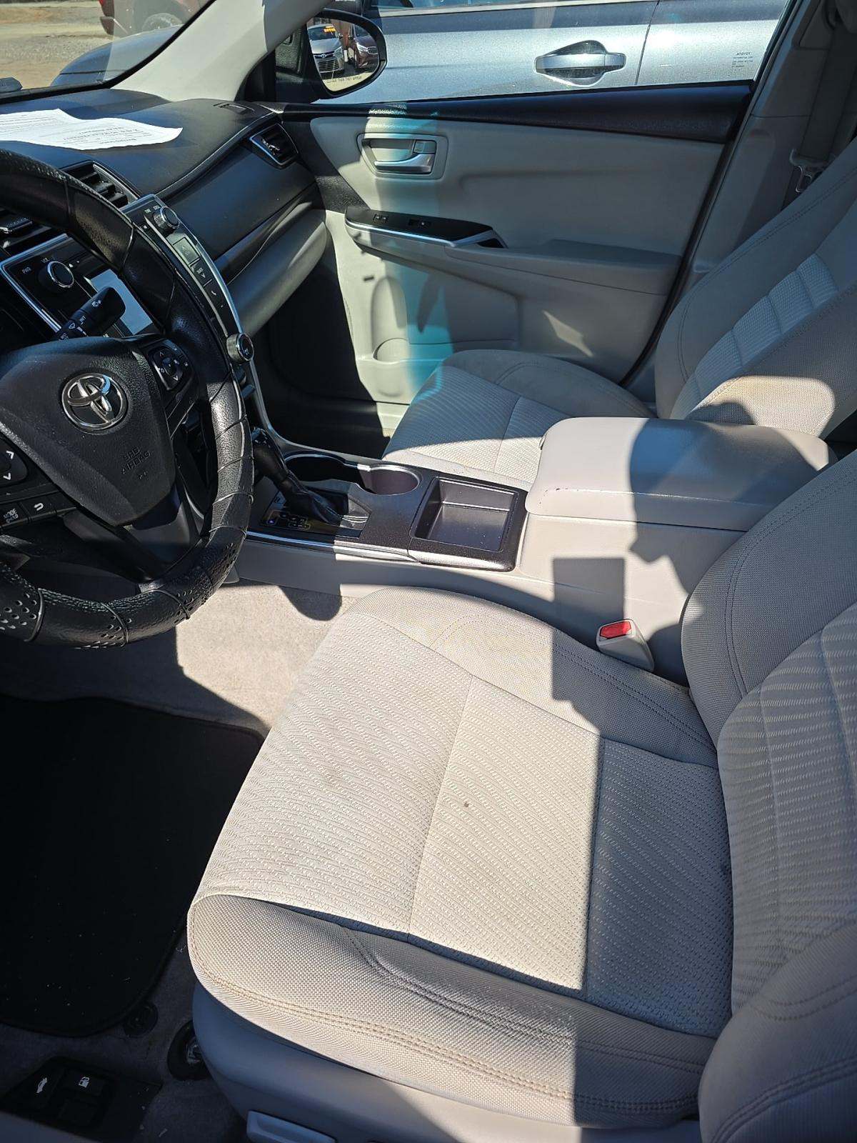 2017 Toyota Camry LE FWD