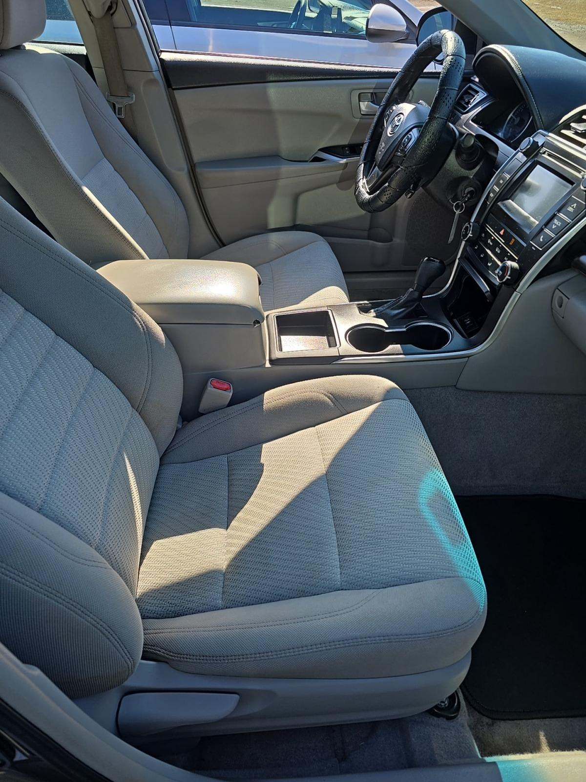 2017 Toyota Camry LE FWD