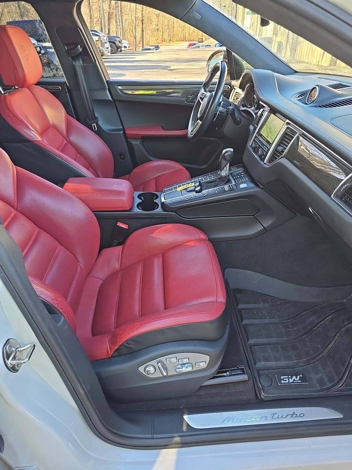 2016 Porsche Macan Turbo AWD