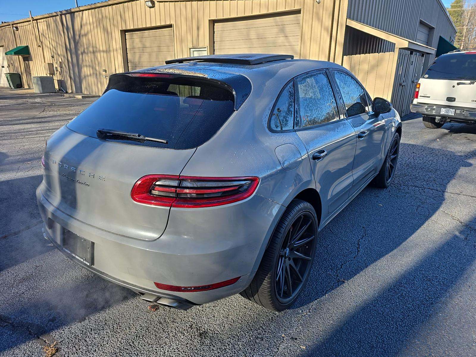 2016 Porsche Macan Turbo AWD