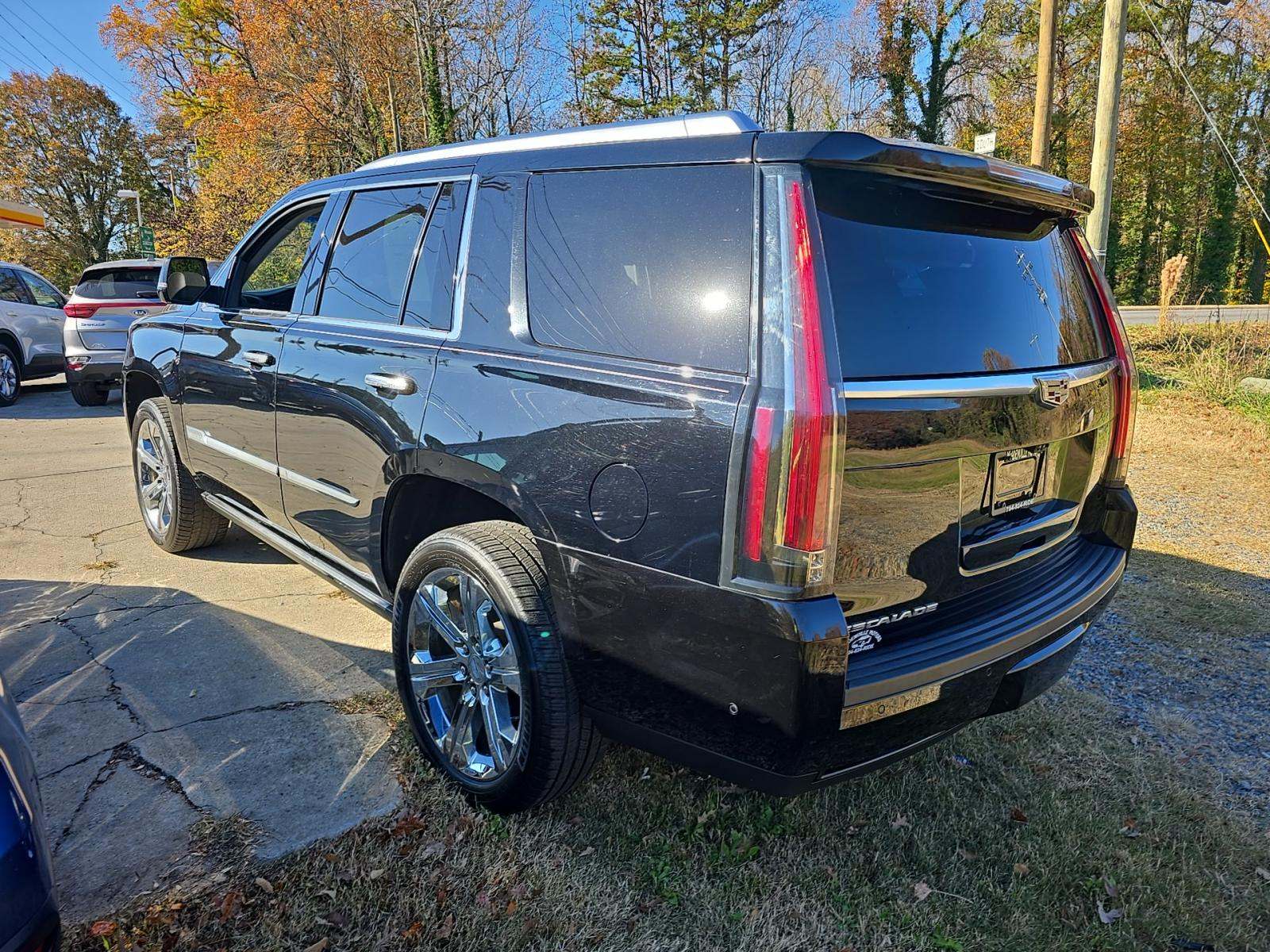 2019 Cadillac Escalade Premium Luxury RWD