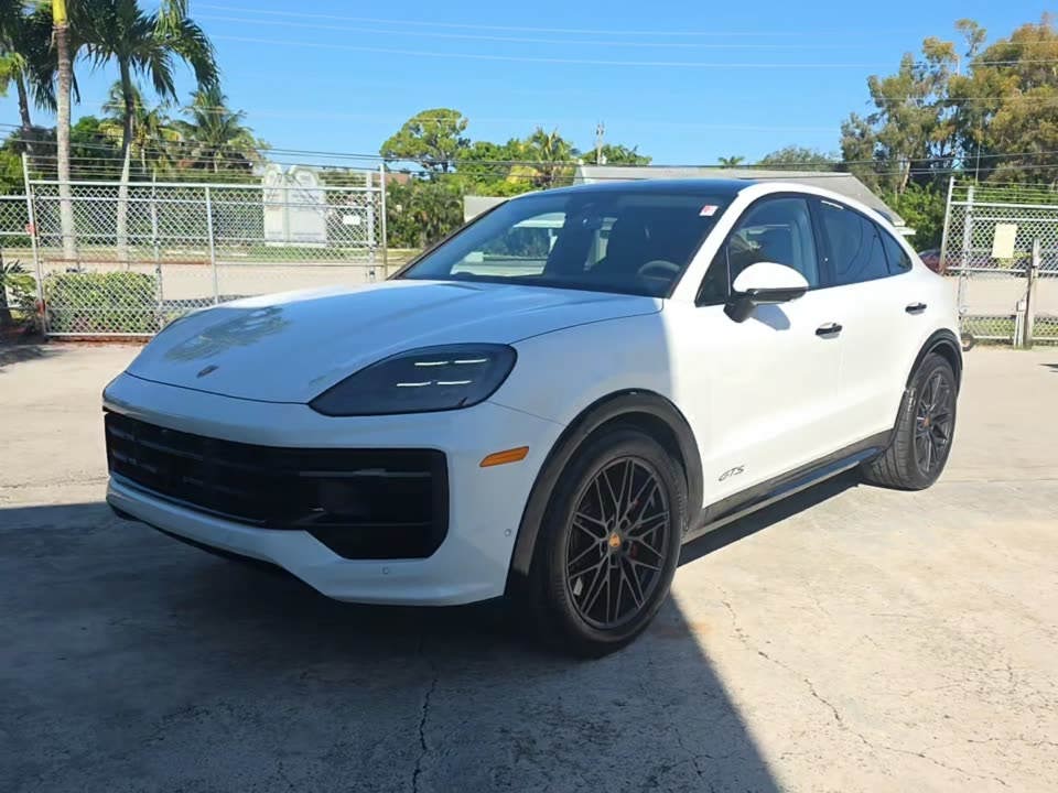 2025 Porsche Cayenne GTS Coupe