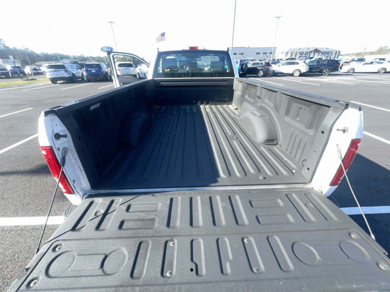 2017 Ford F-150 XL RWD