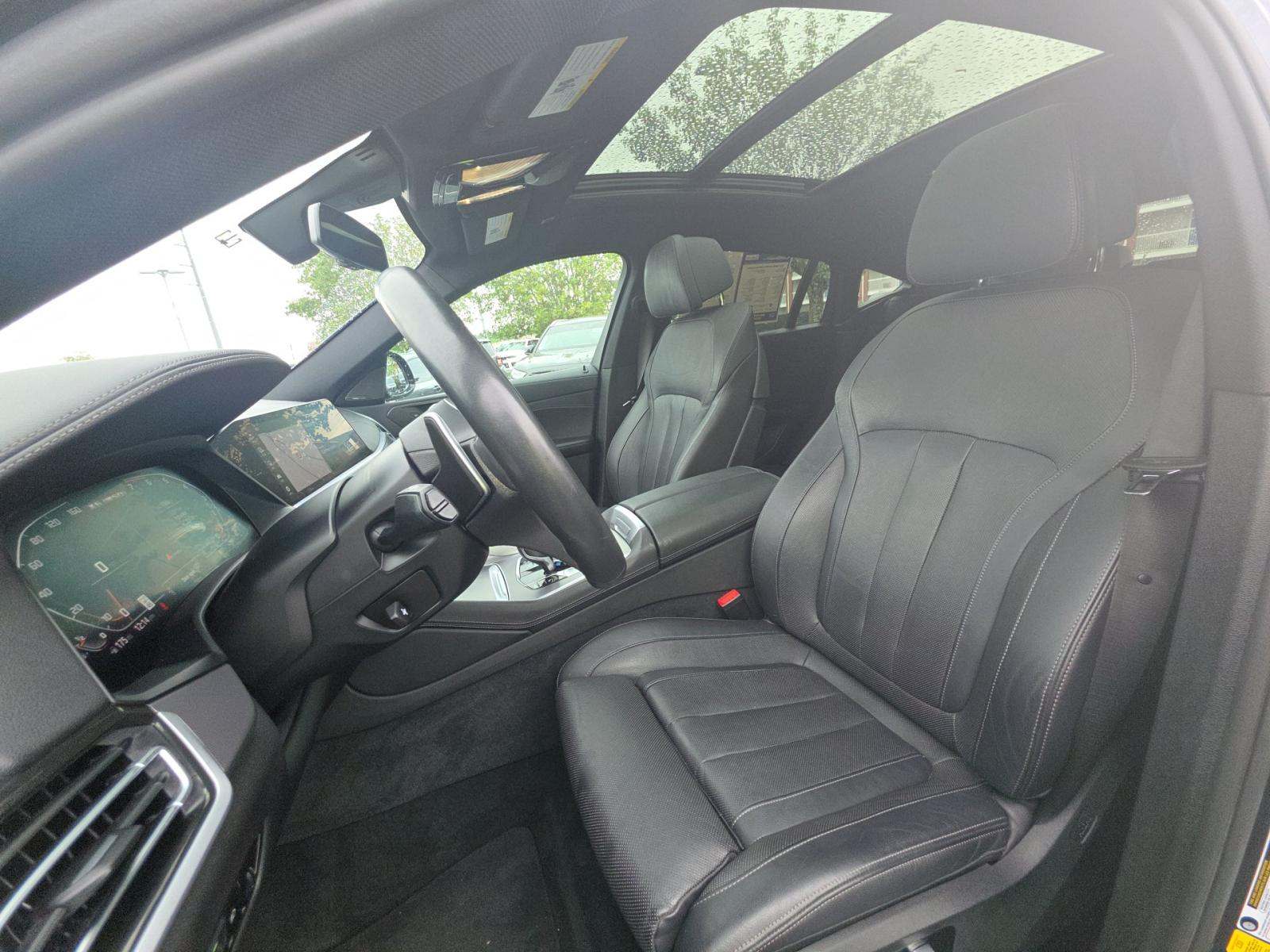 2021 BMW X6 M50i AWD