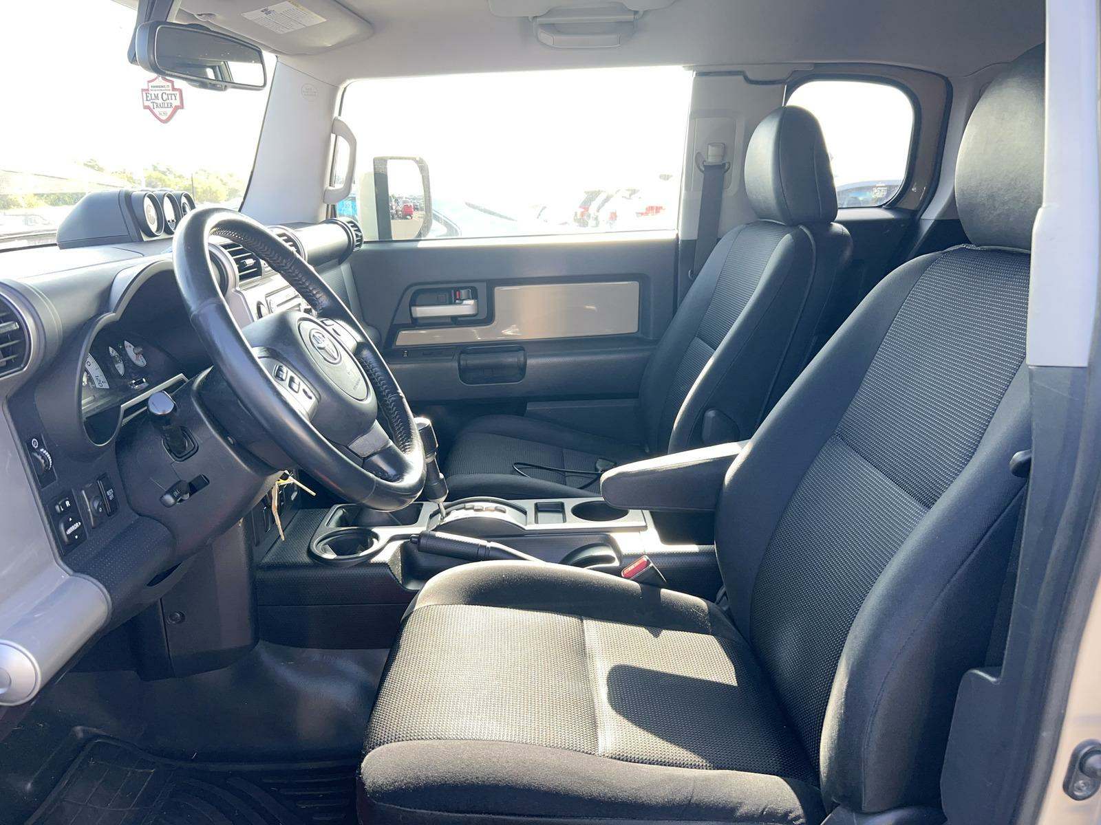 2012 Toyota FJ Cruiser Base AWD