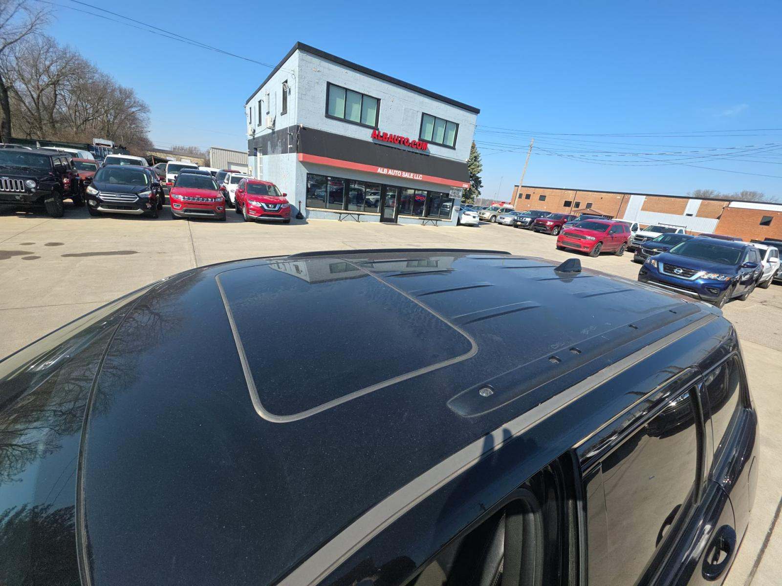 2019 Jeep Grand Cherokee Laredo Altitude Edition AWD