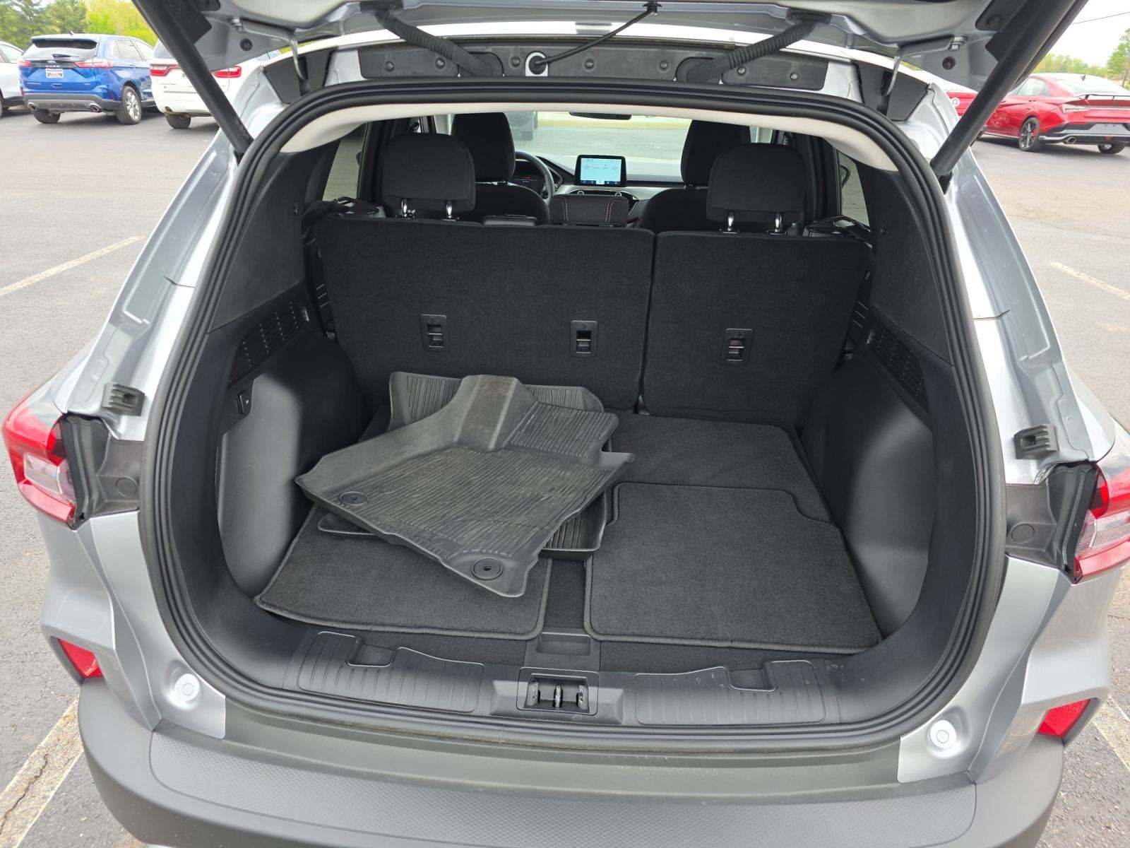 FORD ESCAPE - 10