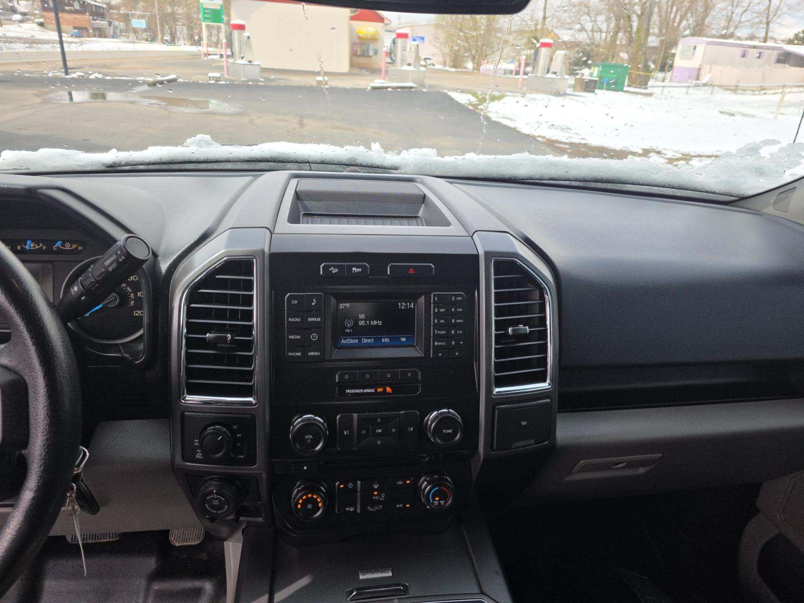 FORD F-150 - 6