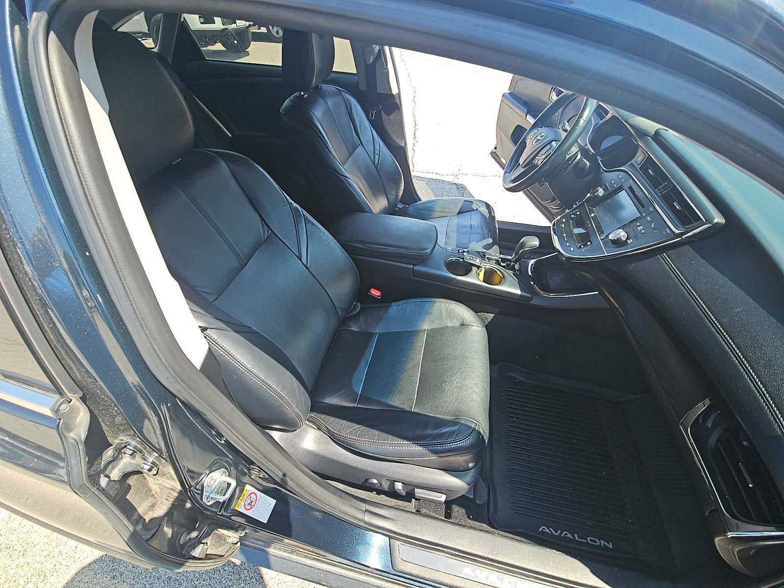 2018 Toyota Avalon Limited FWD