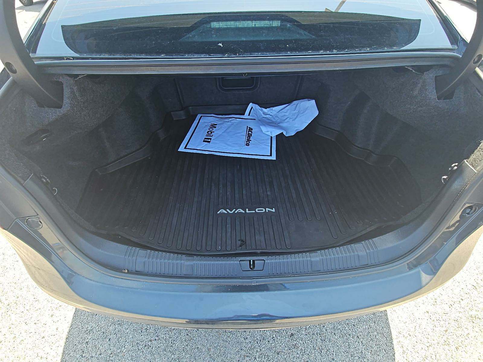 2018 Toyota Avalon Limited FWD