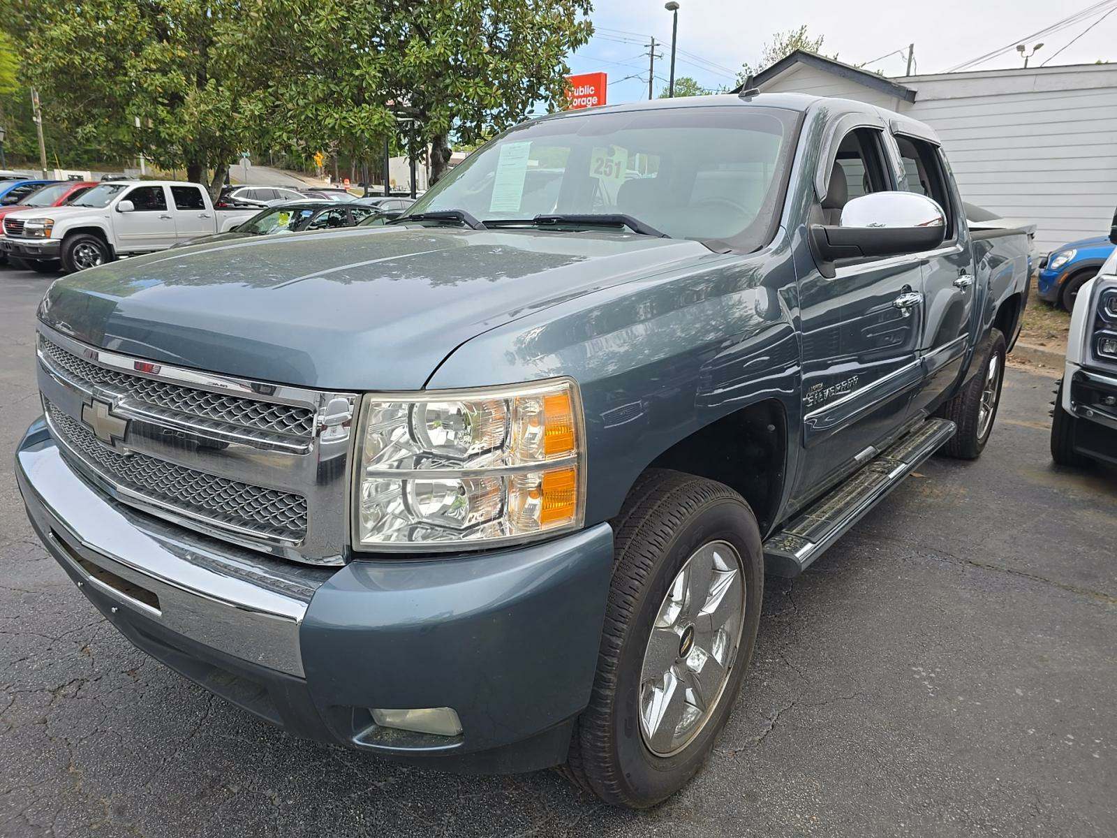 2011 Chevrolet Silverado 1500 LT RWD