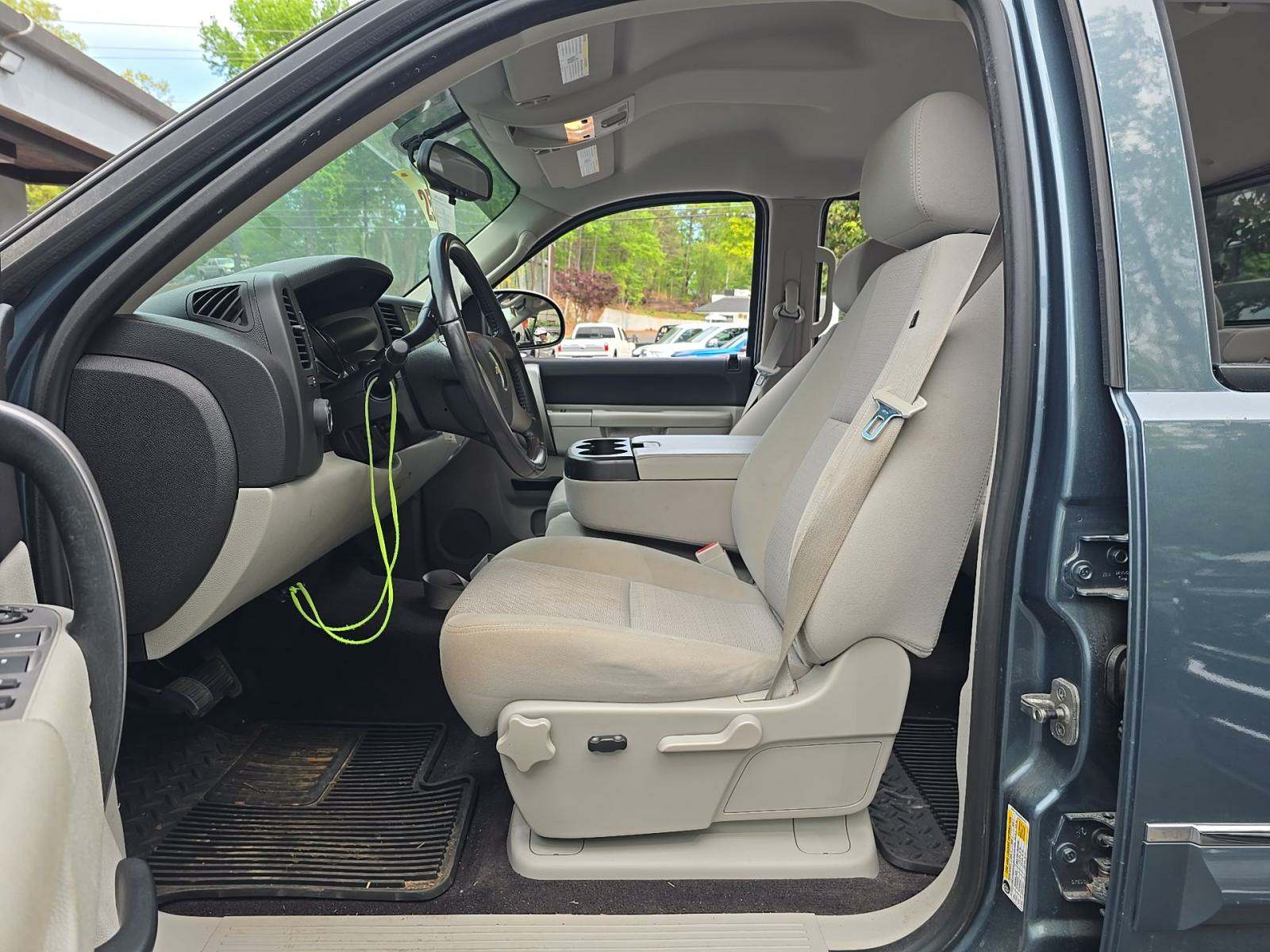 2011 Chevrolet Silverado 1500 LT RWD