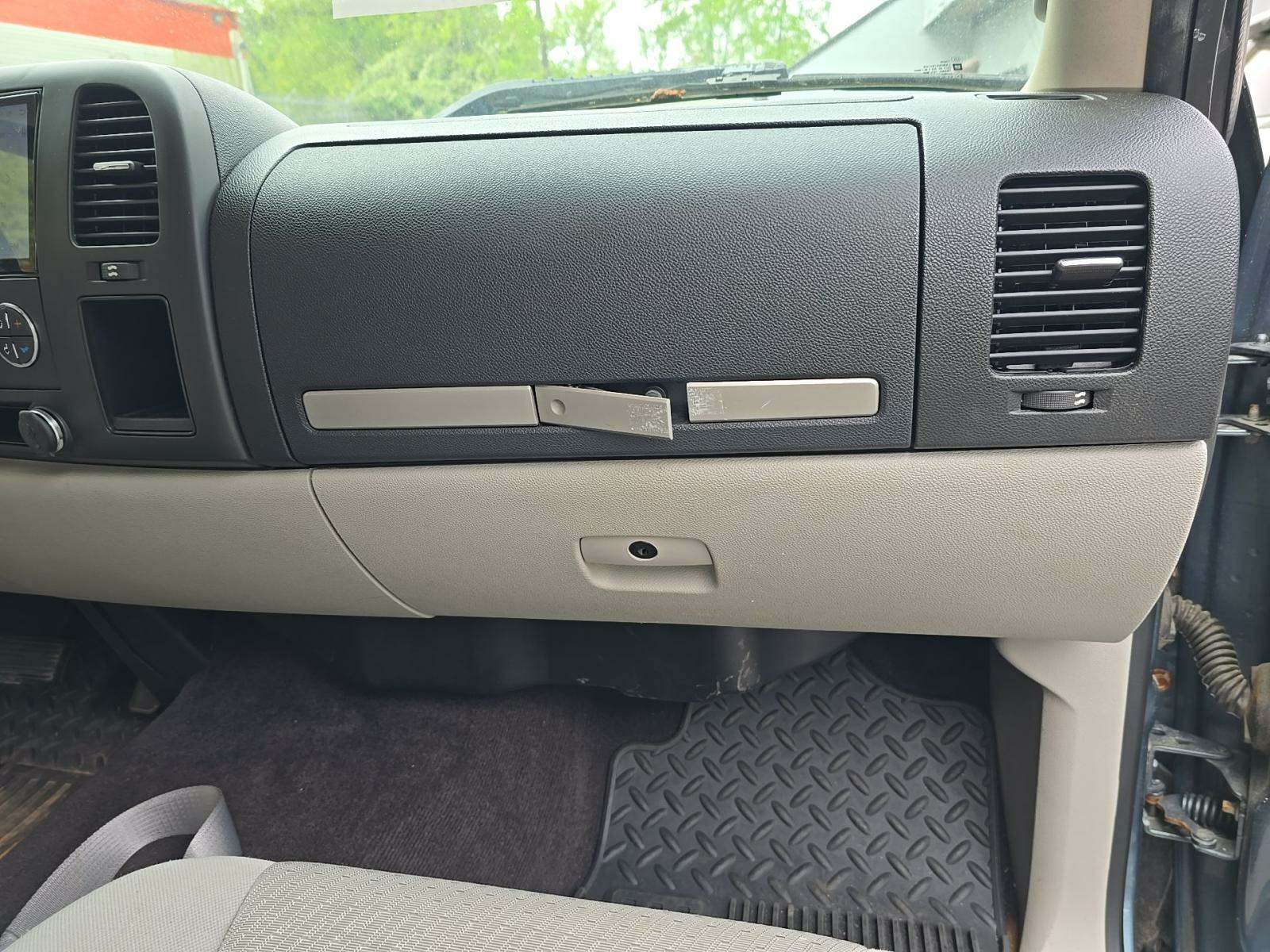 2011 Chevrolet Silverado 1500 LT RWD