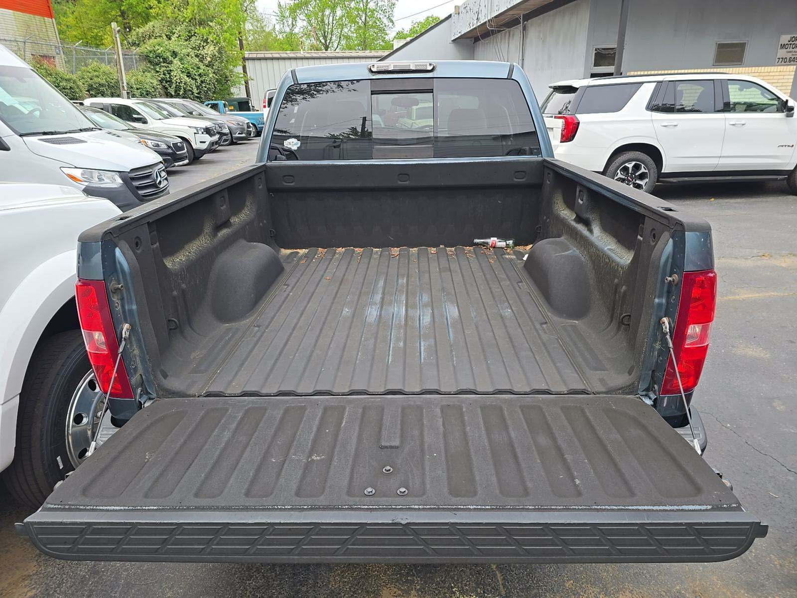 2011 Chevrolet Silverado 1500 LT RWD