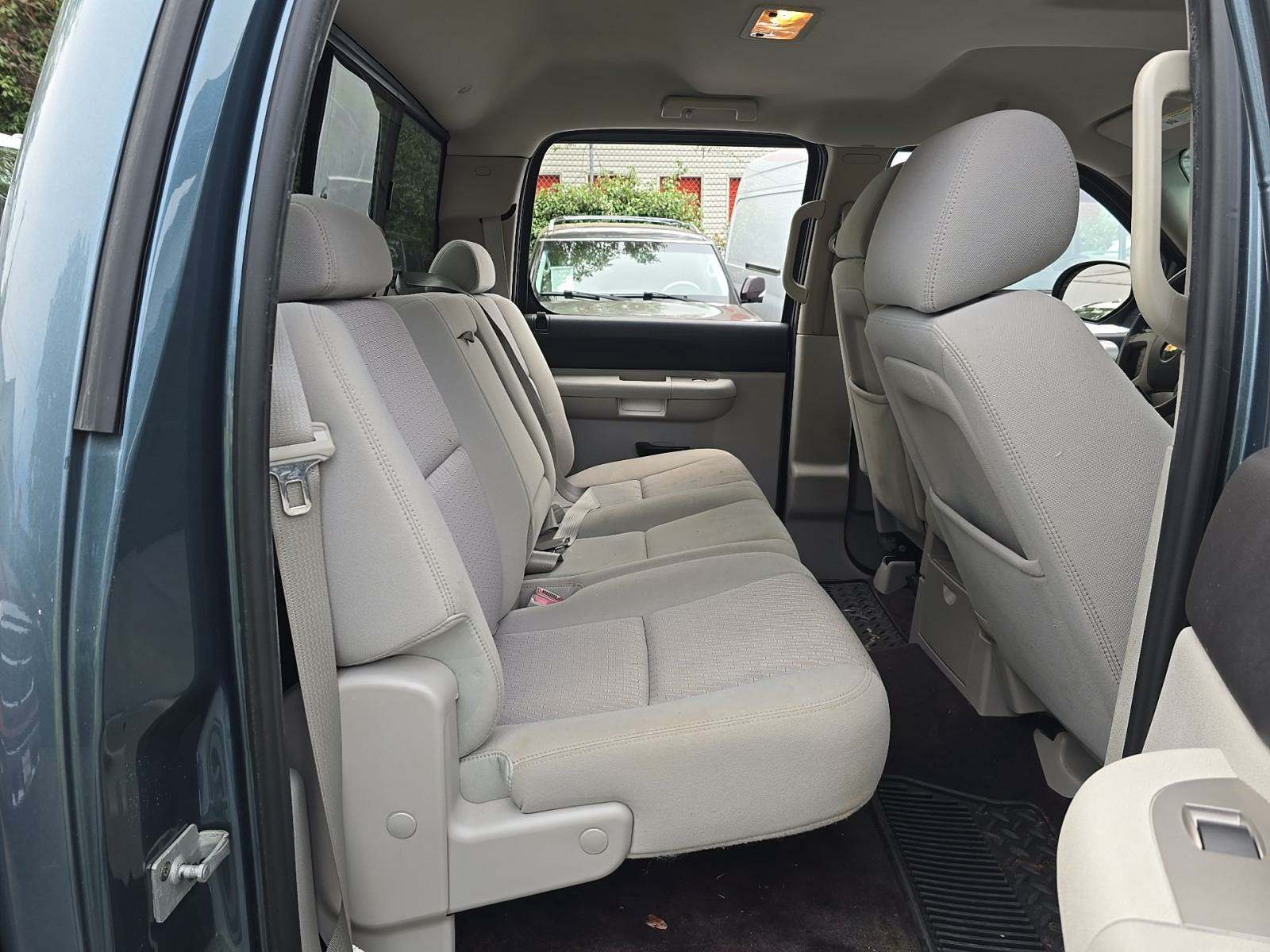 2011 Chevrolet Silverado 1500 LT RWD