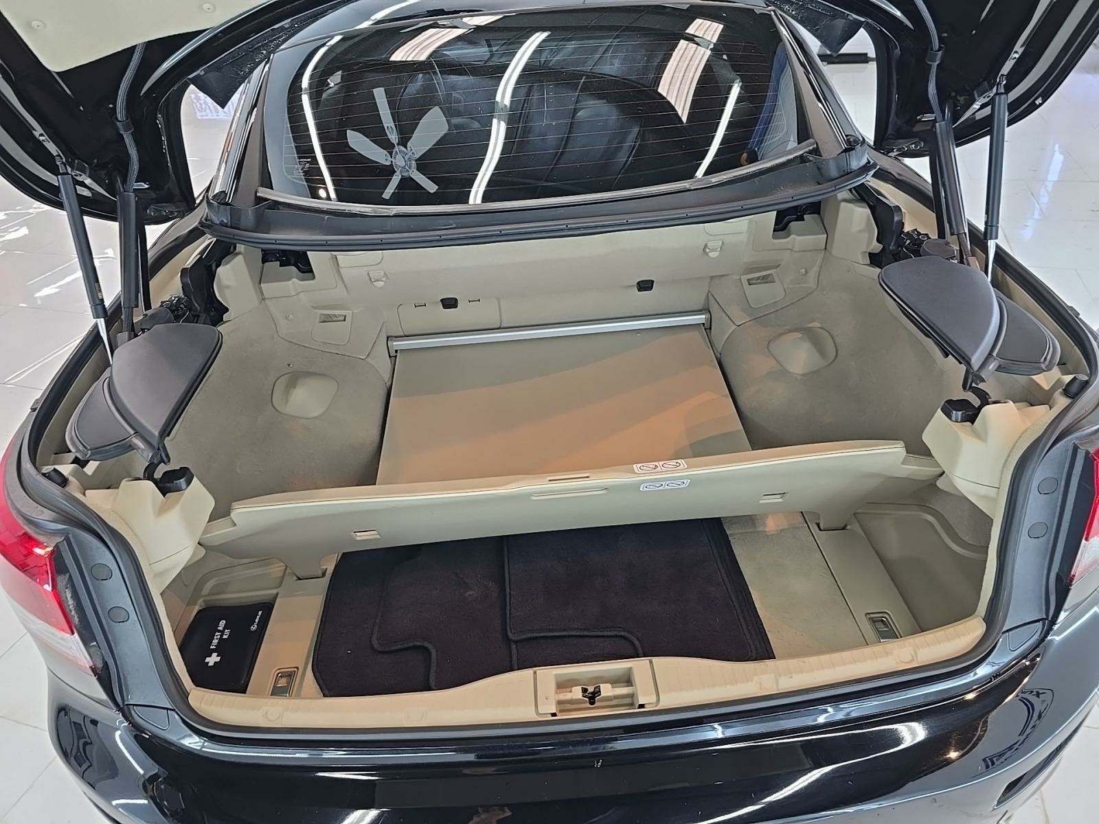 2011 Lexus IS IS 350C RWD