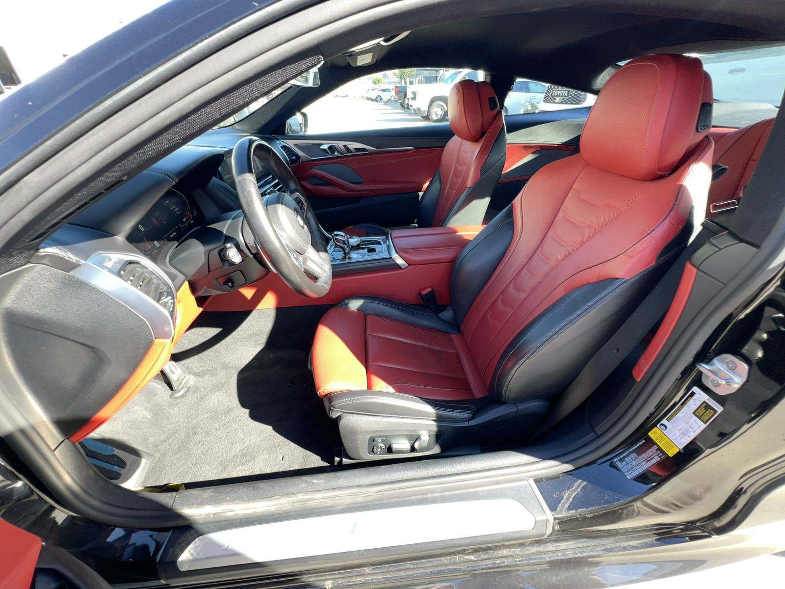 2021 BMW 8 Series 840i M SPORT LINE RWD