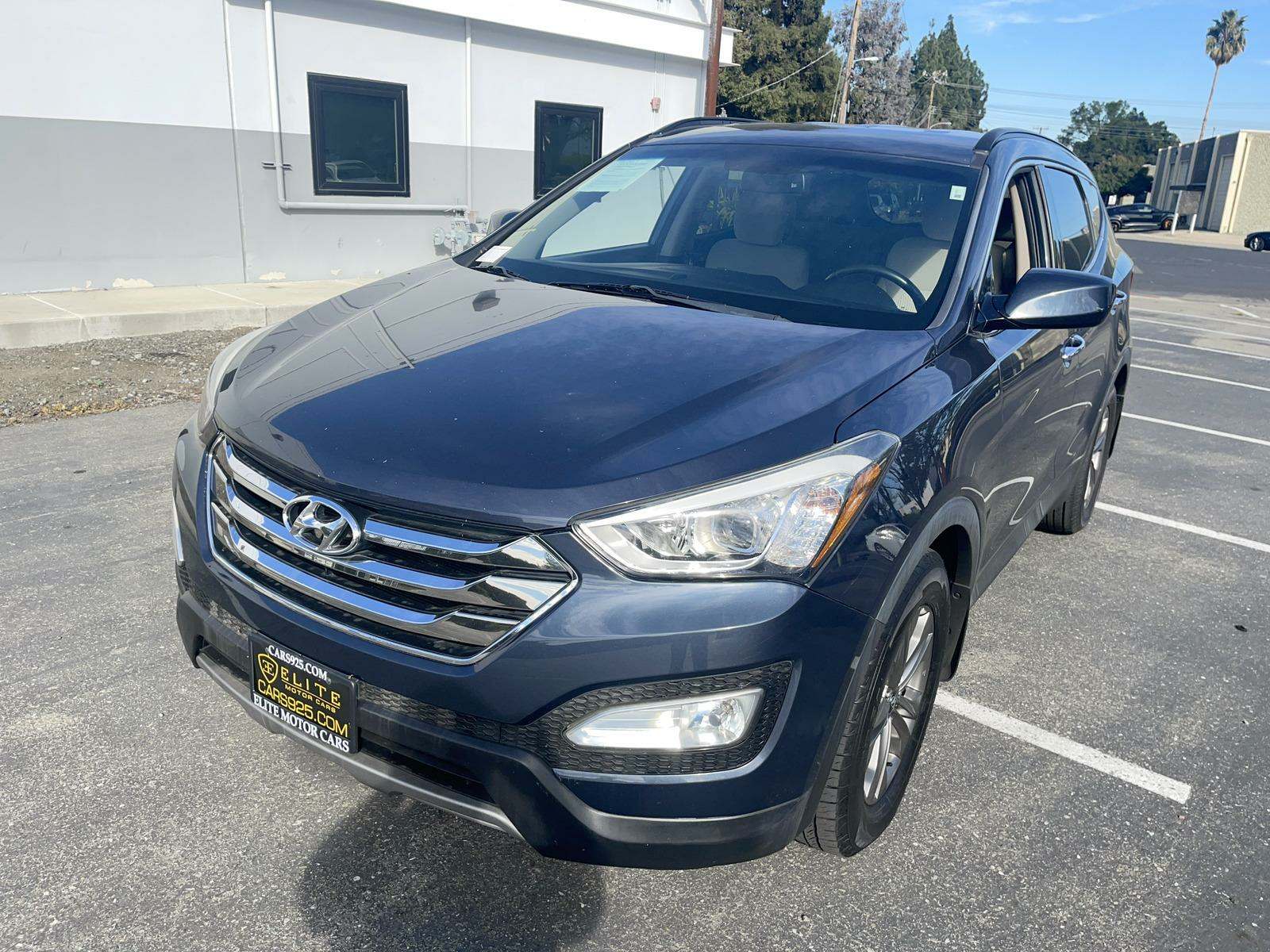 2014 Hyundai Santa Fe Sport 4D SUV 2.4L FWD