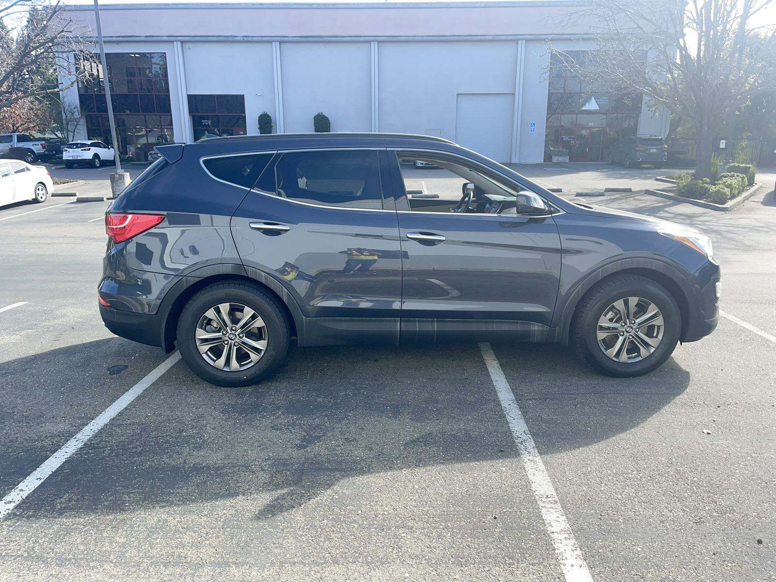 2014 Hyundai Santa Fe Sport 4D SUV 2.4L FWD