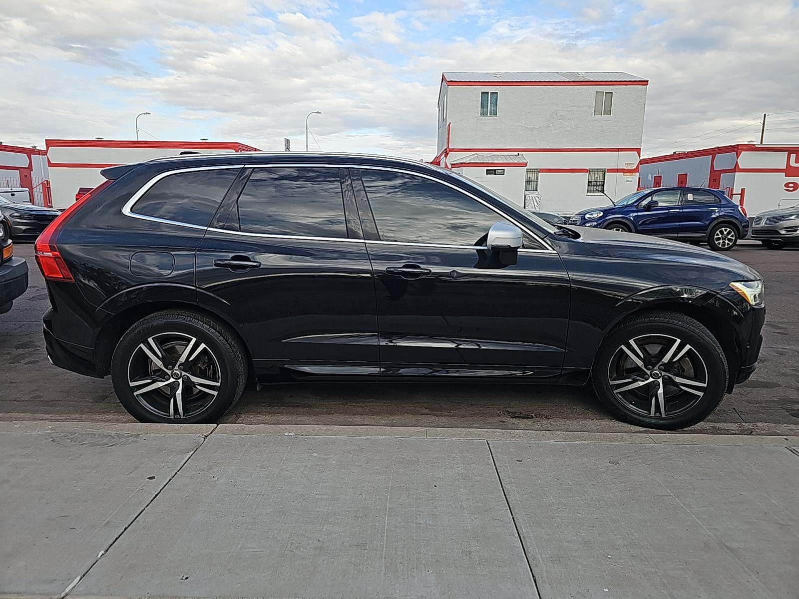 2018 Volvo XC60 T6 R-Design AWD