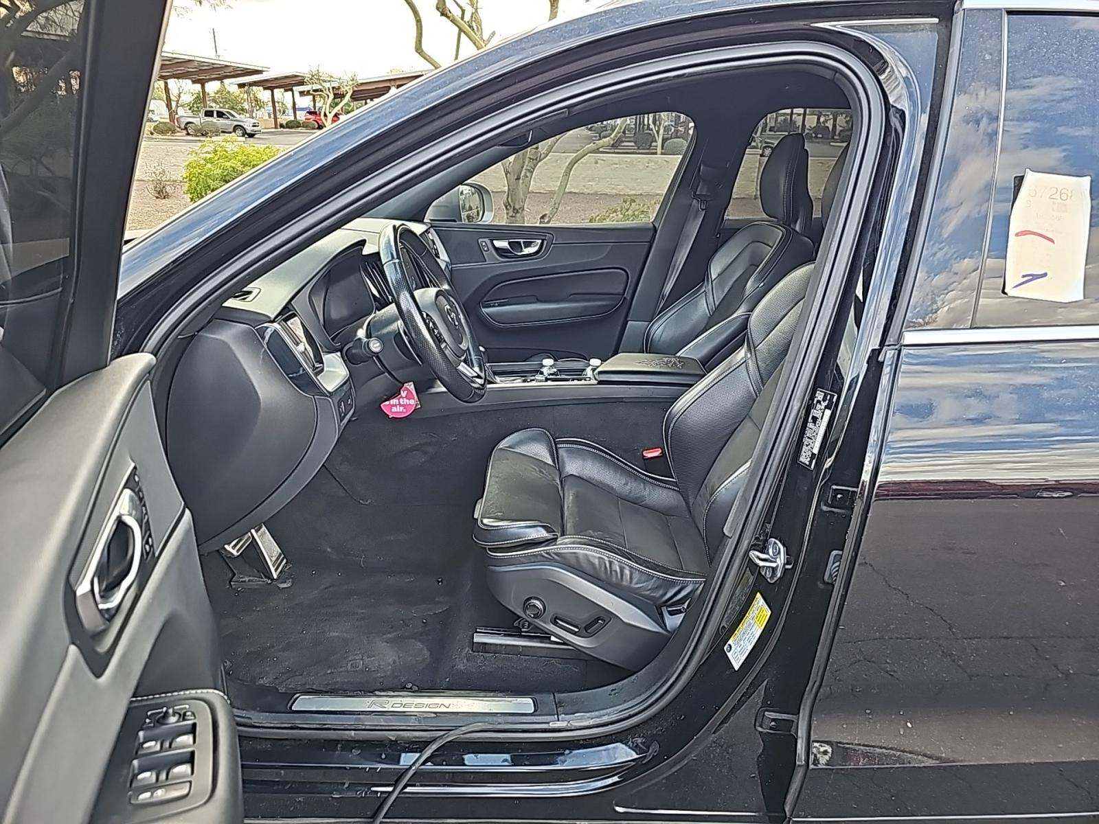 2018 Volvo XC60 T6 R-Design AWD