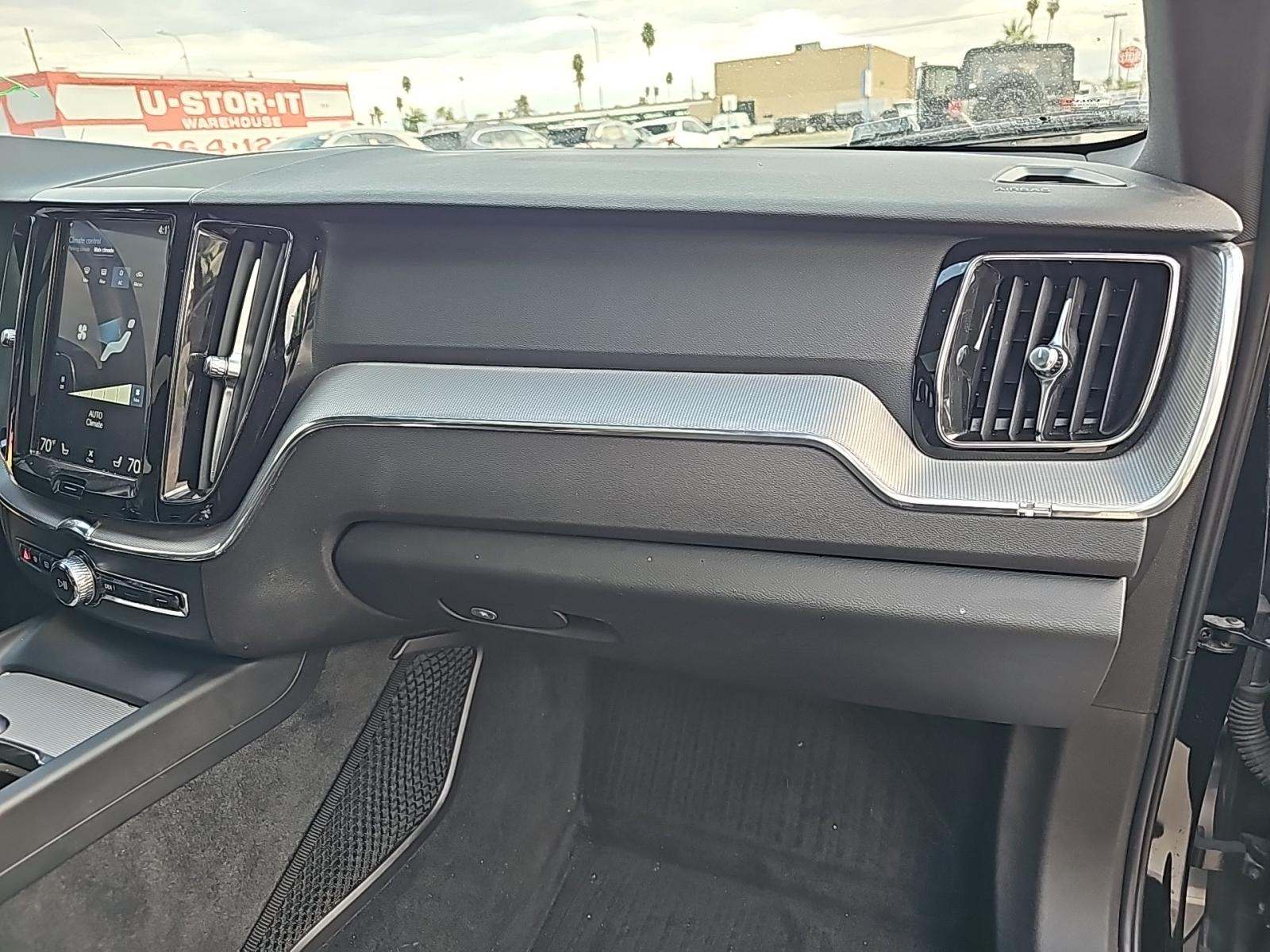 2018 Volvo XC60 T6 R-Design AWD