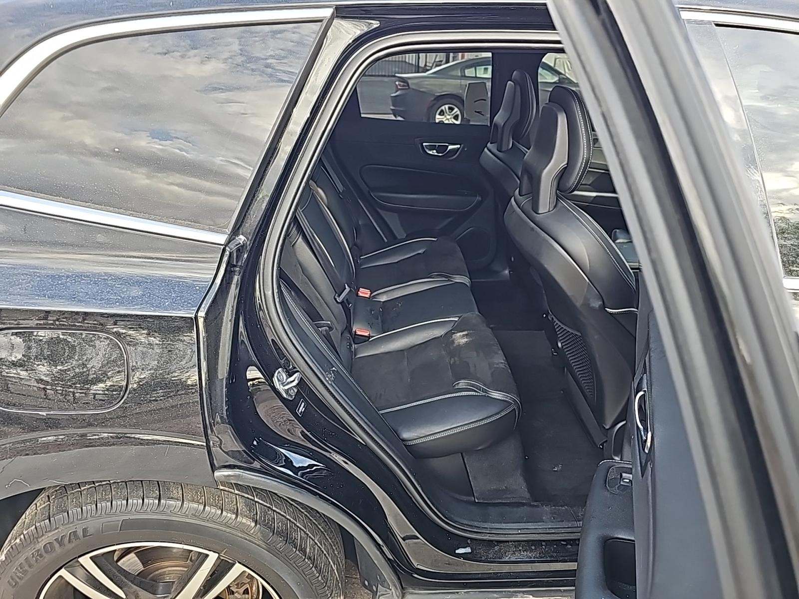 2018 Volvo XC60 T6 R-Design AWD
