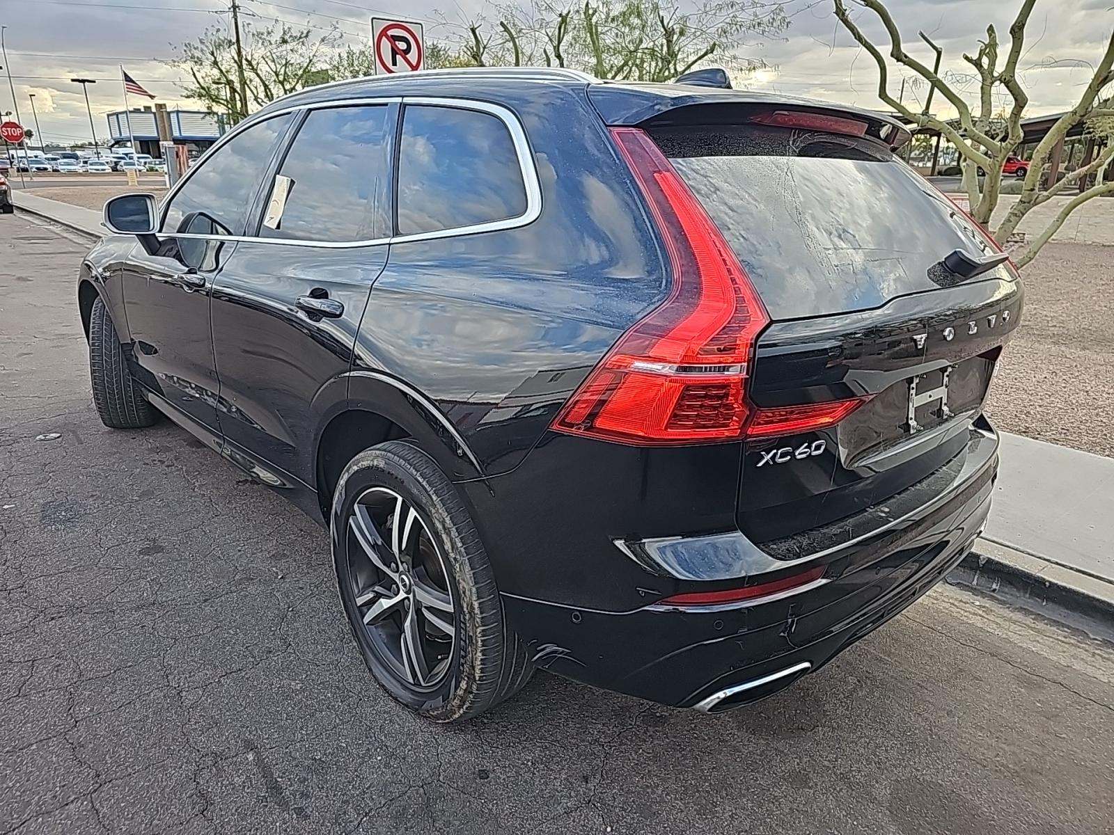 2018 Volvo XC60 T6 R-Design AWD