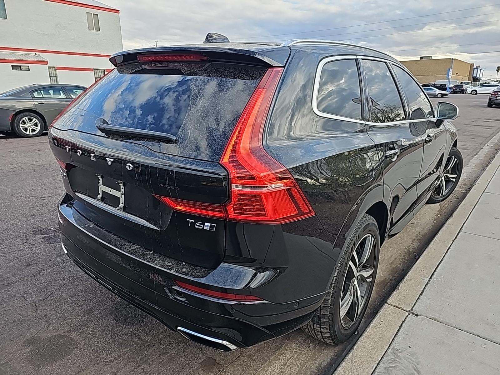 2018 Volvo XC60 T6 R-Design AWD