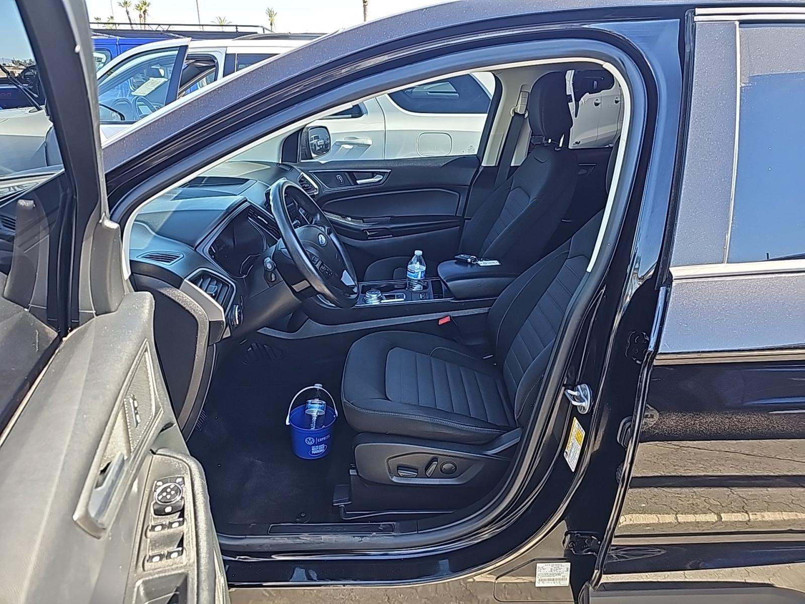 2023 Ford Edge SE AWD