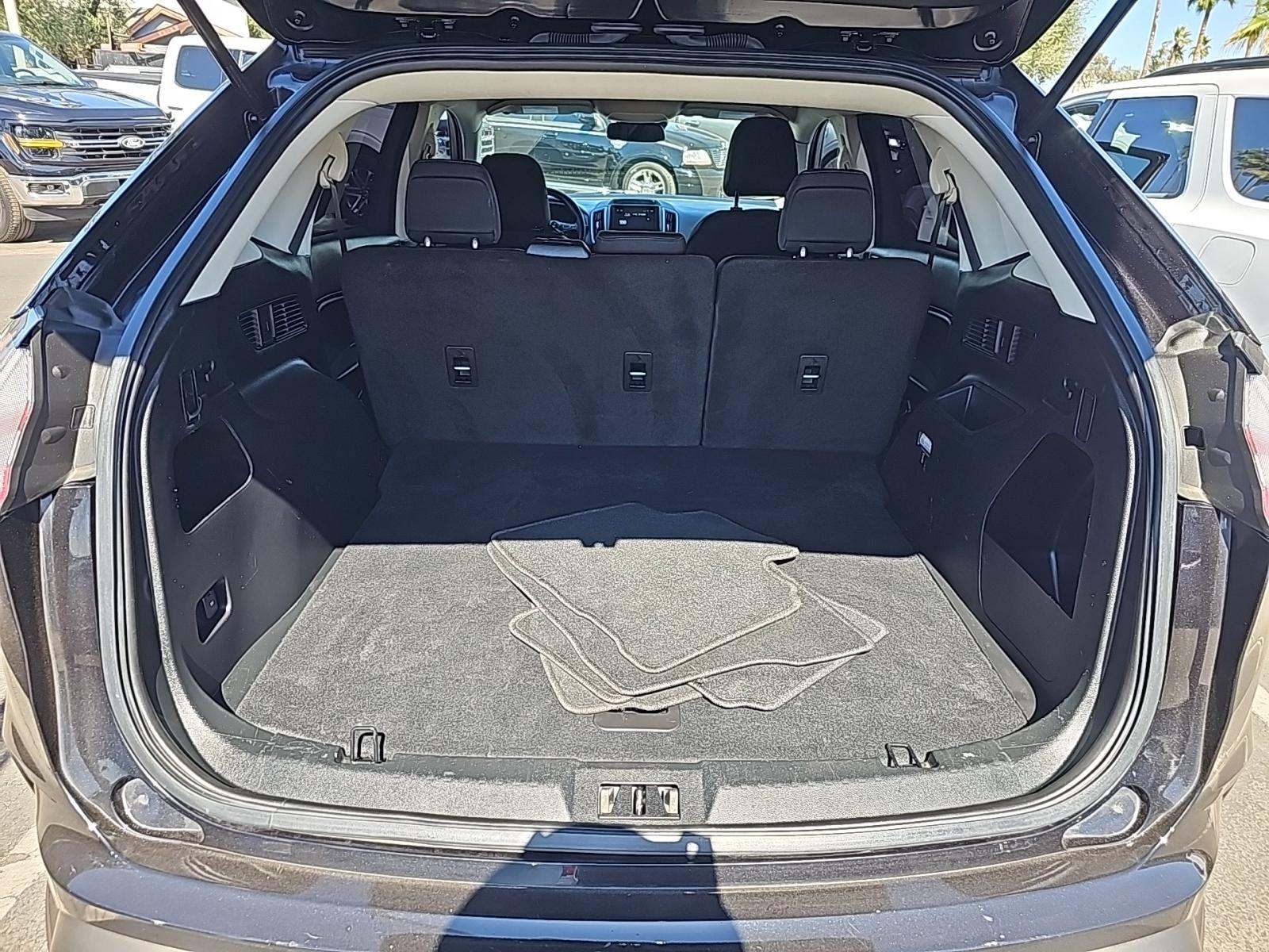 2023 Ford Edge SE AWD