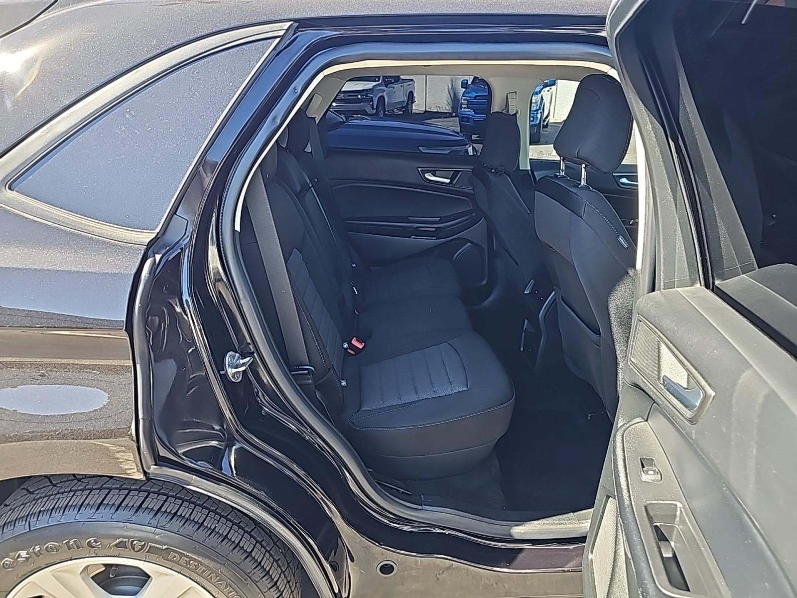 2023 Ford Edge SE AWD