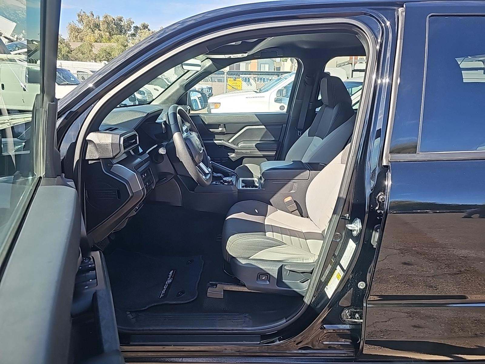 2025 Toyota Tacoma TRD Off-Road AWD