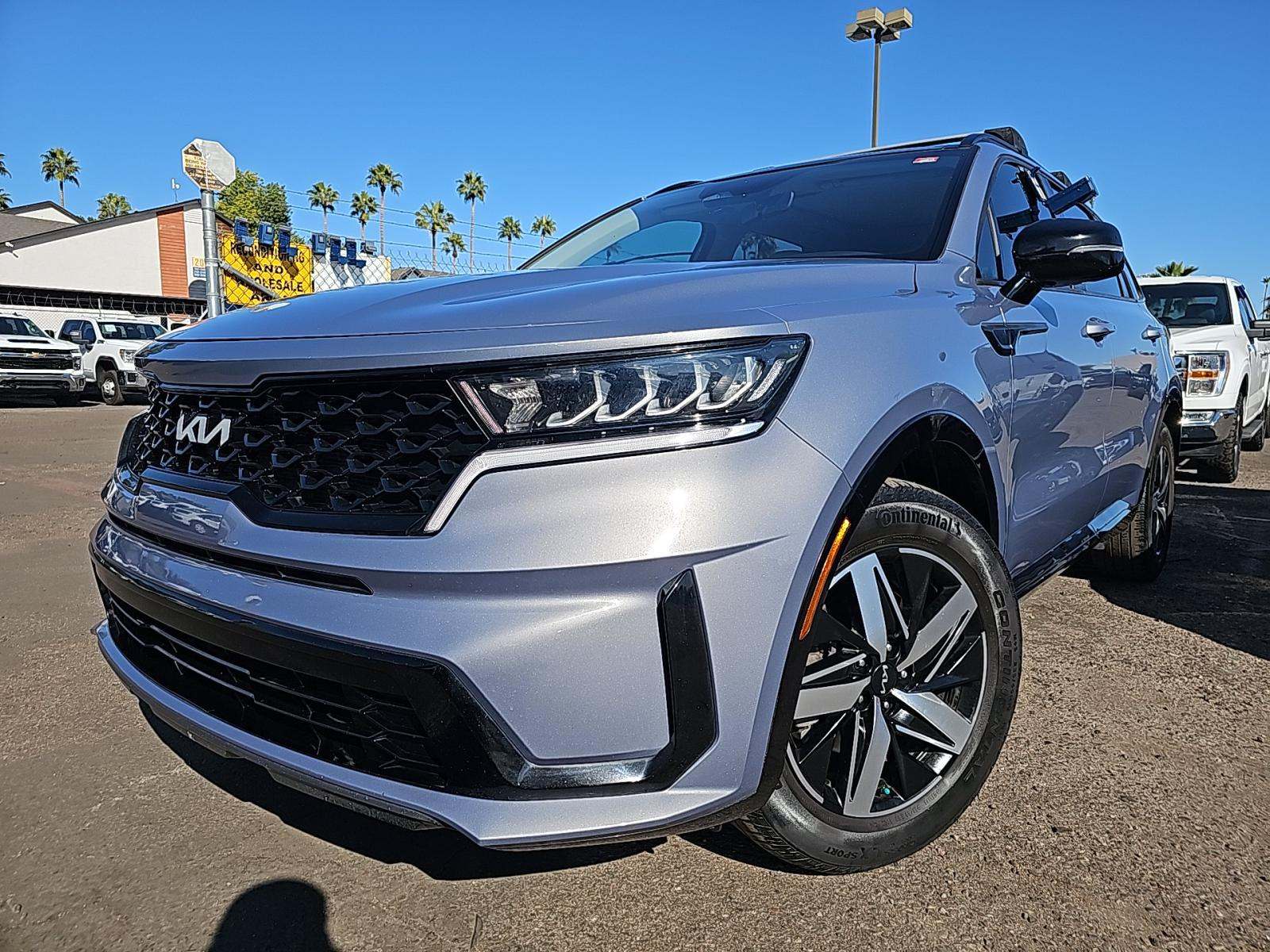 2022 Kia Sorento S FWD