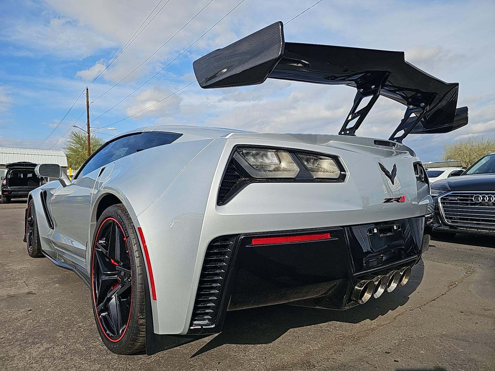 CHEVROLET CORVETTE - 2