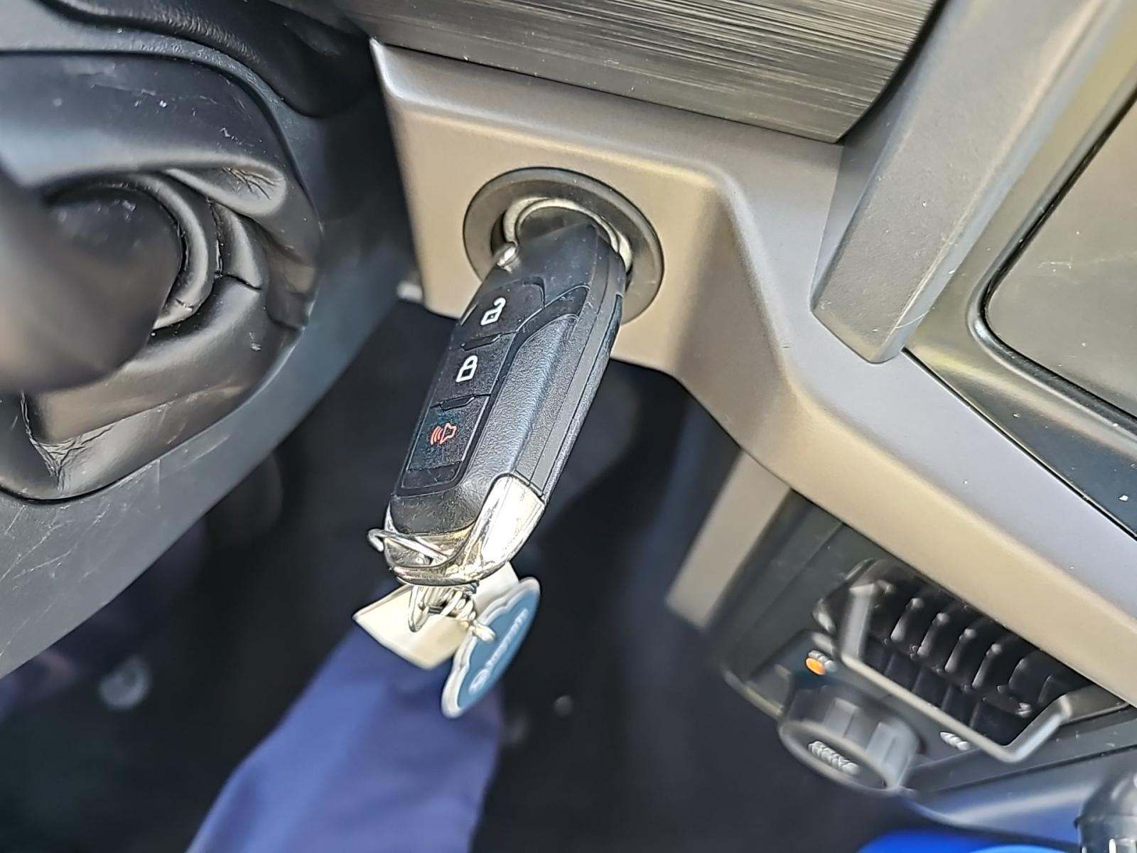 2025 Ford F-150 XLT AWD