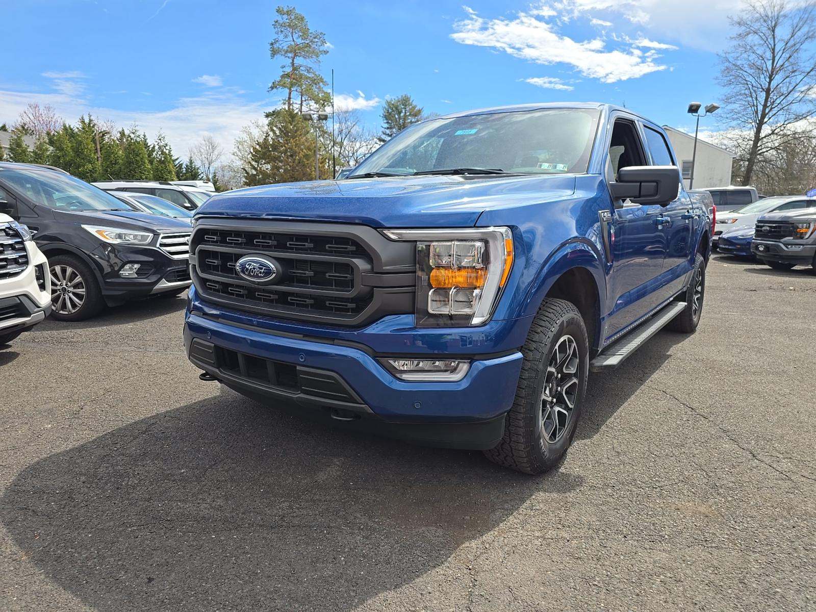 2023 Ford F-150 XLT AWD