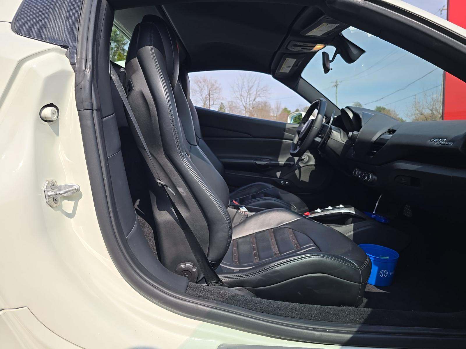 2019 Ferrari 488 Base RWD