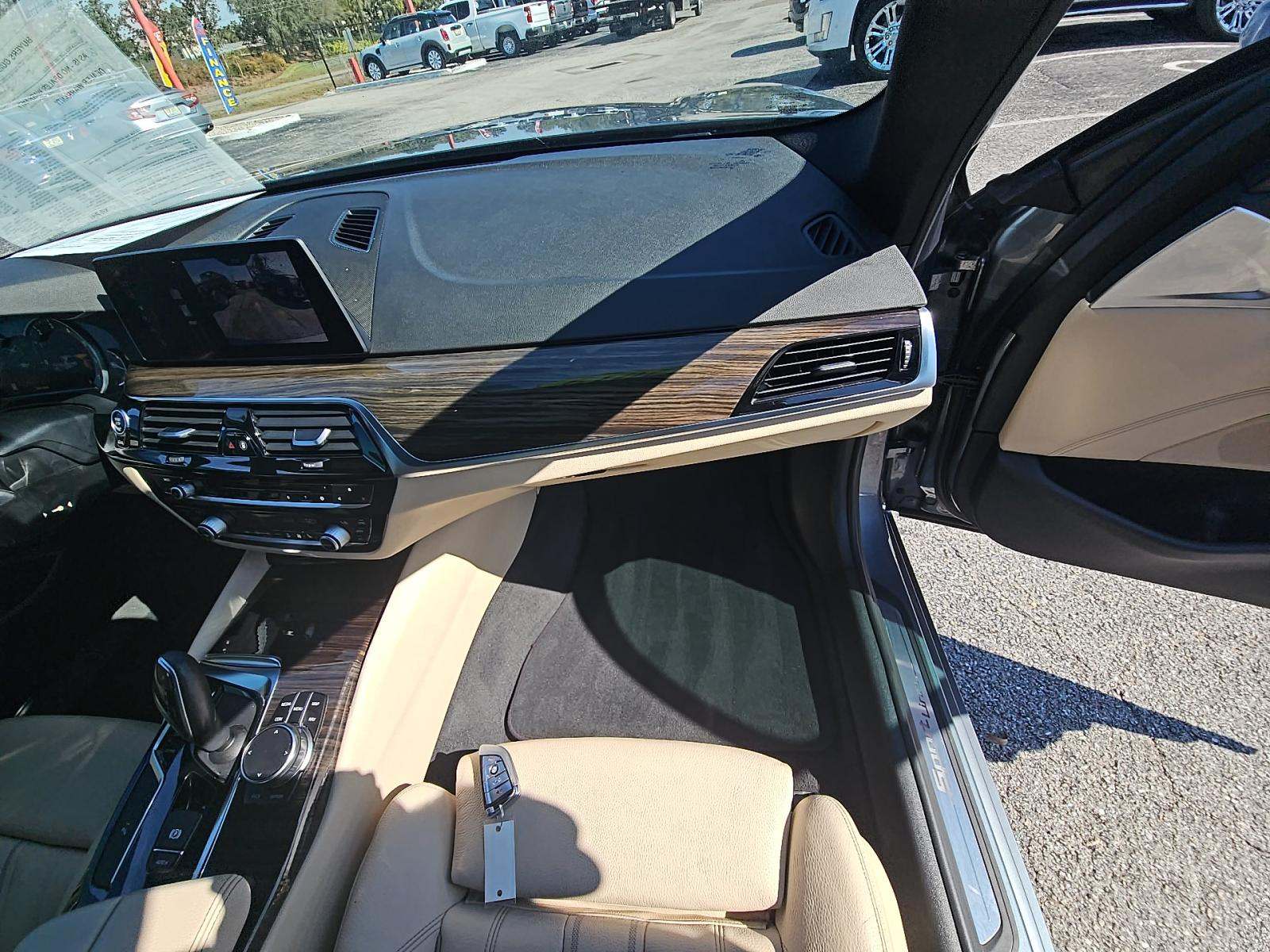 2019 BMW 5 Series 530i RWD