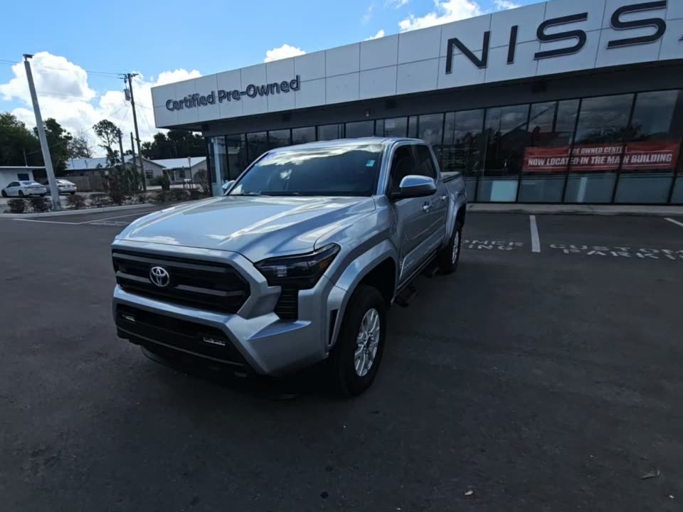 2025 Toyota Tacoma SR5 AWD