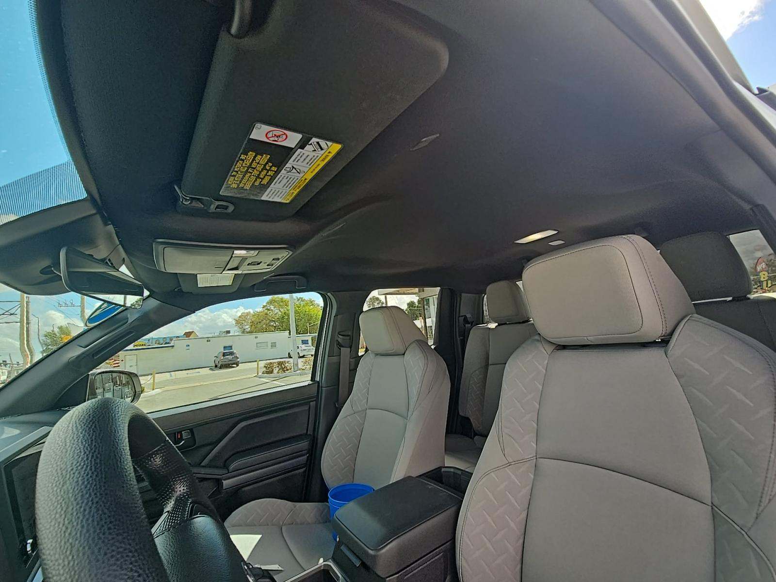 2025 Toyota Tacoma SR5 AWD