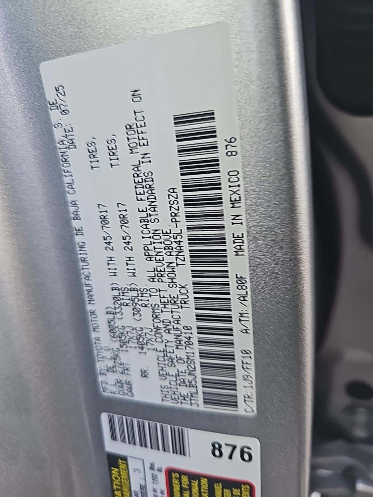 2025 Toyota Tacoma SR5 AWD