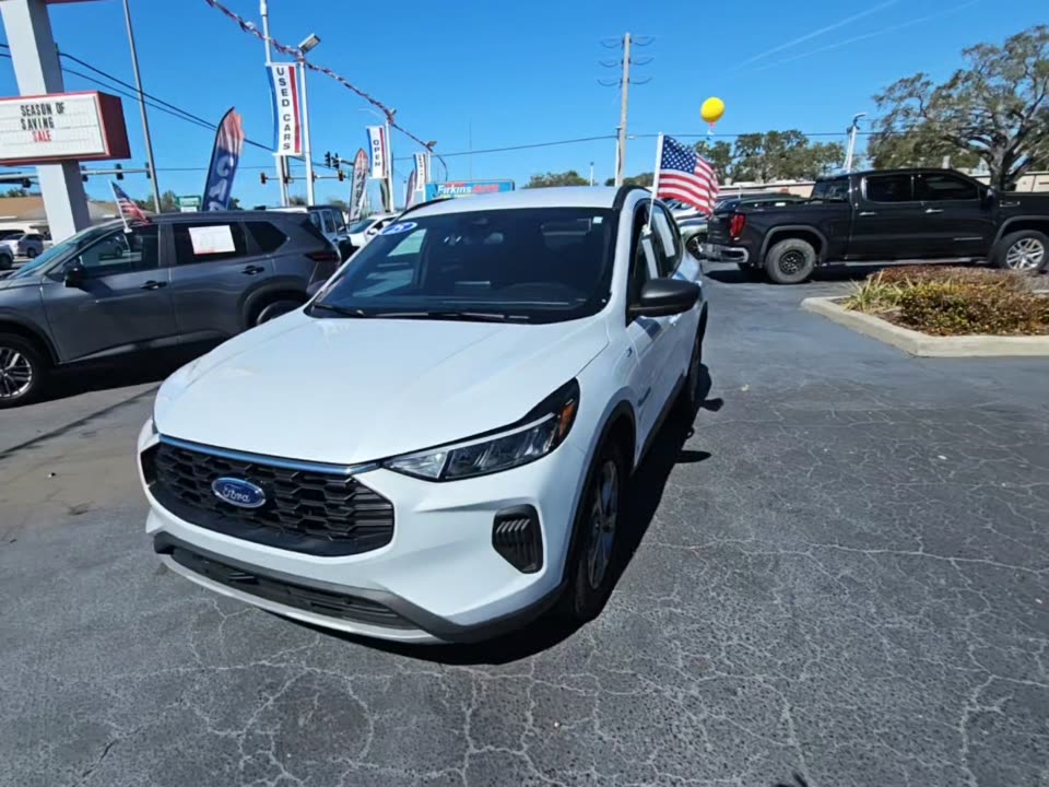 2025 Ford Escape ST-Line FWD
