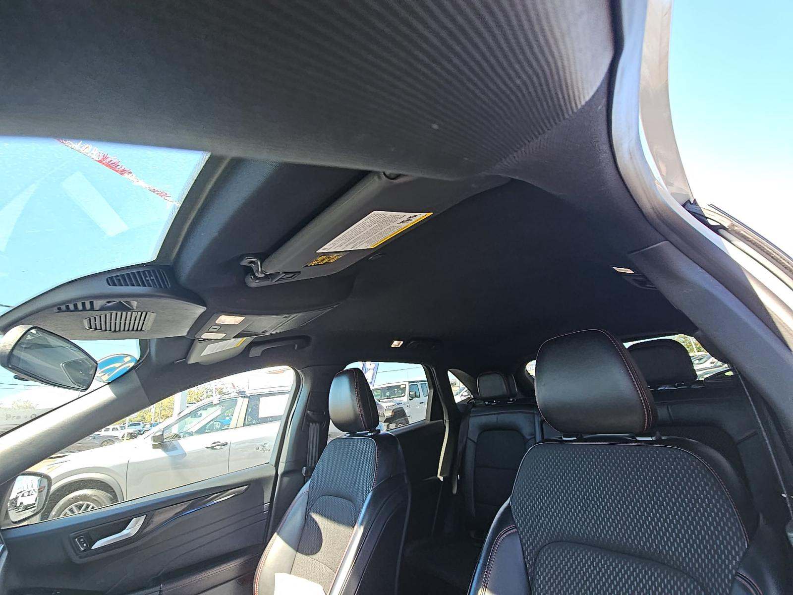 2025 Ford Escape ST-Line FWD