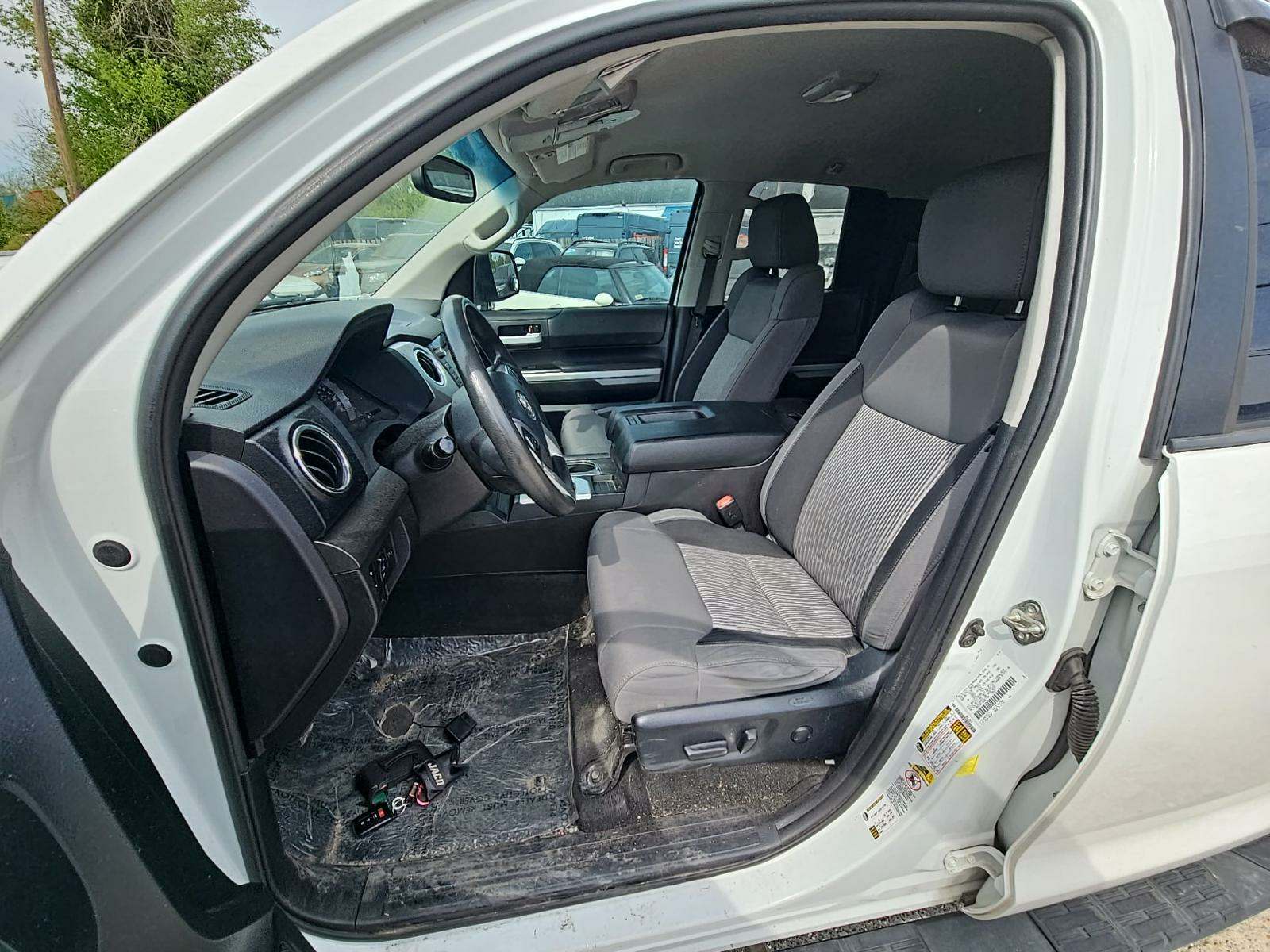 2016 Toyota Tundra SR5 AWD