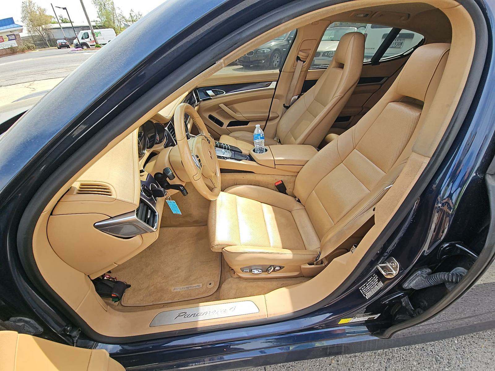 2013 Porsche Panamera 4 AWD