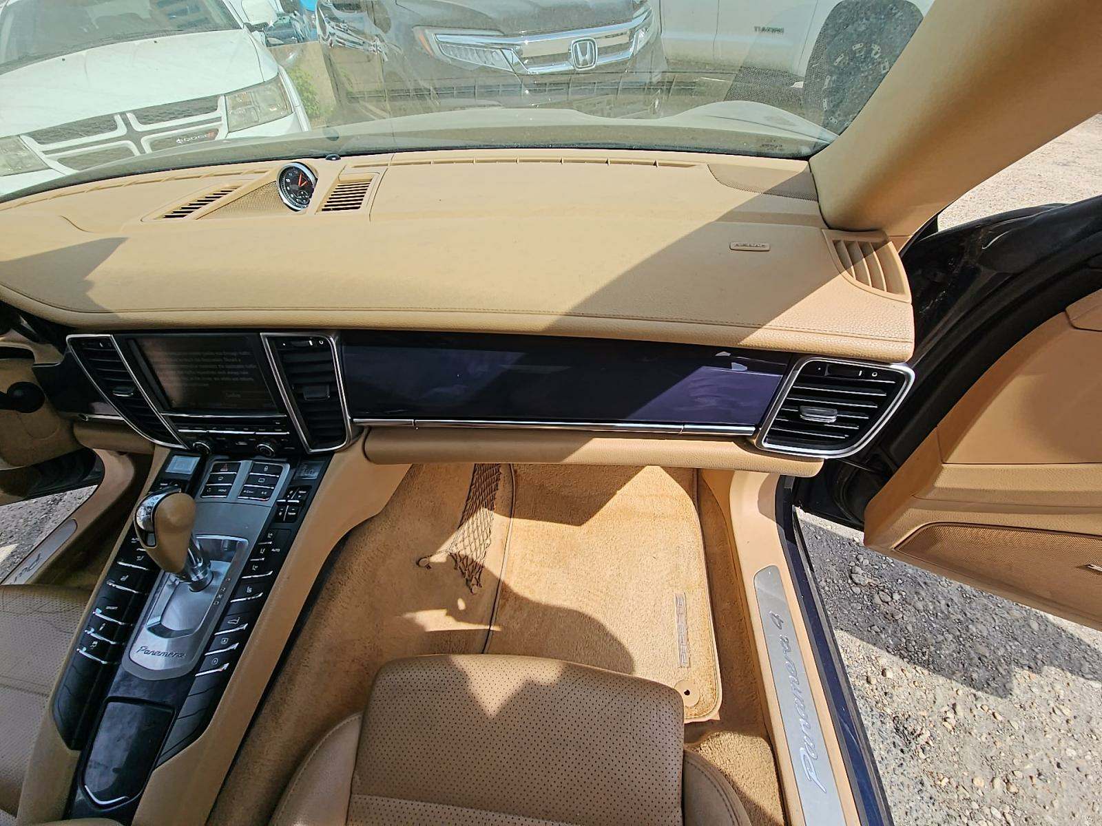 2013 Porsche Panamera 4 AWD