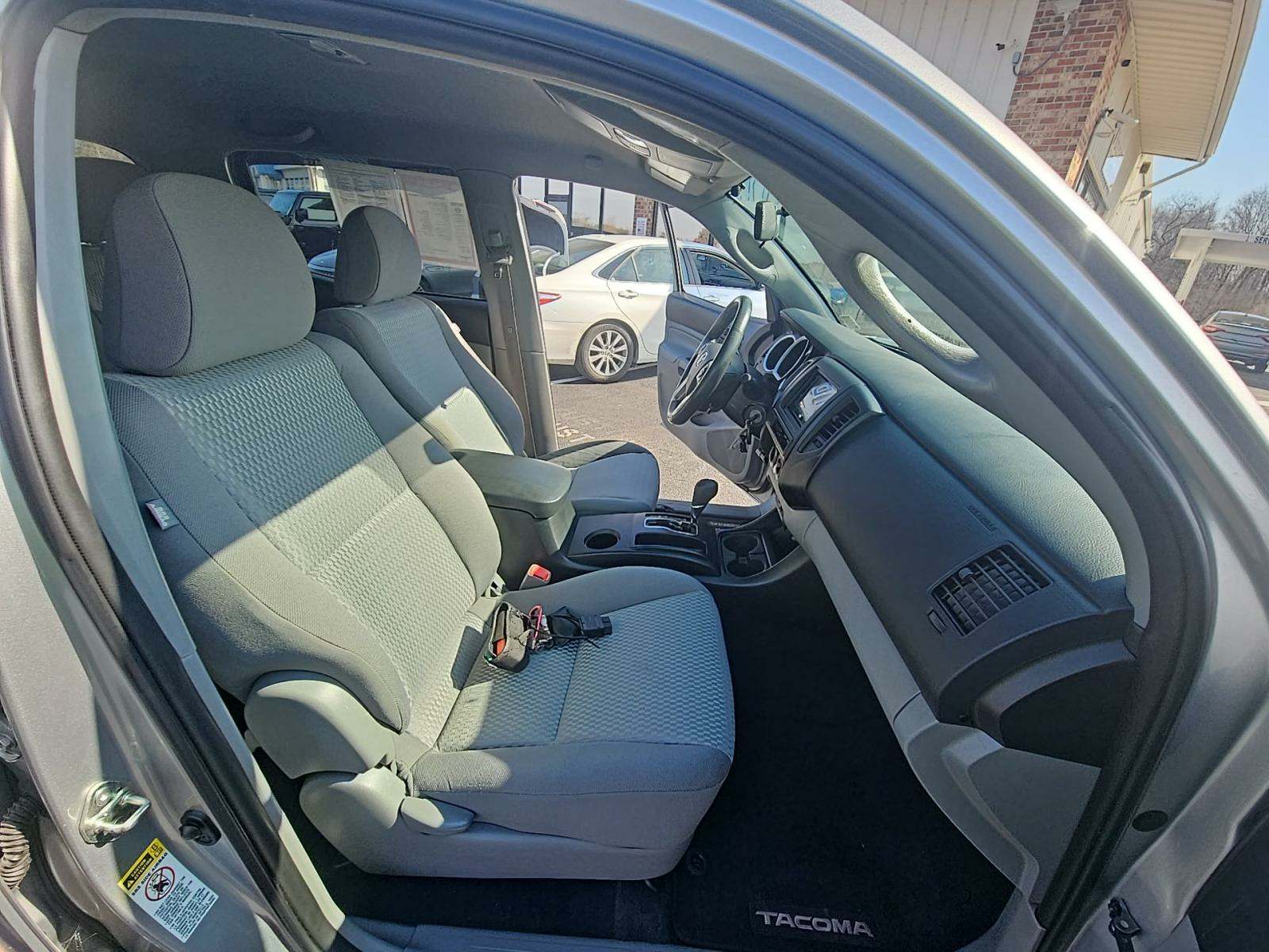 2014 Toyota Tacoma PreRunner RWD