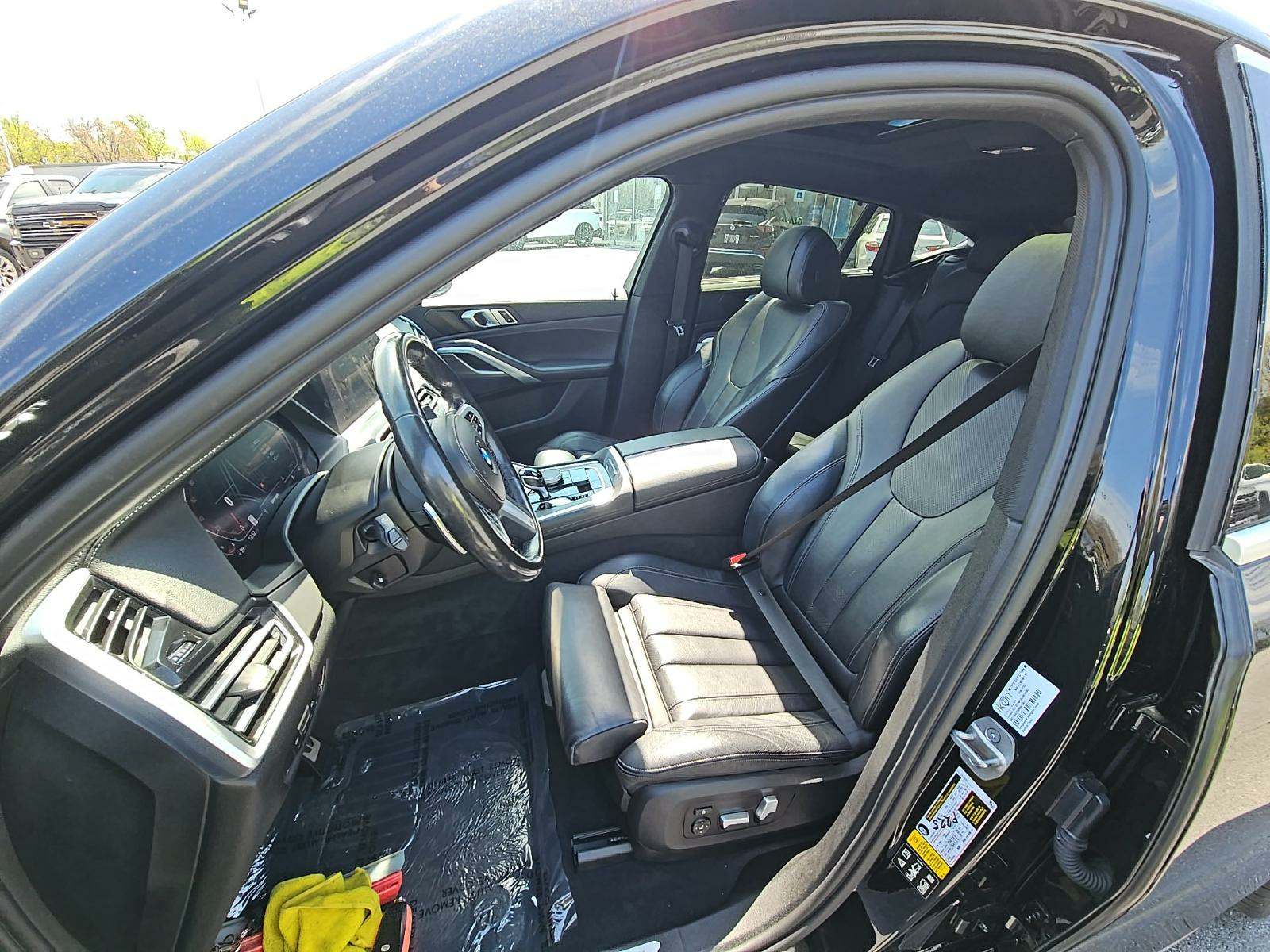 2022 BMW X6 xDrive40i AWD