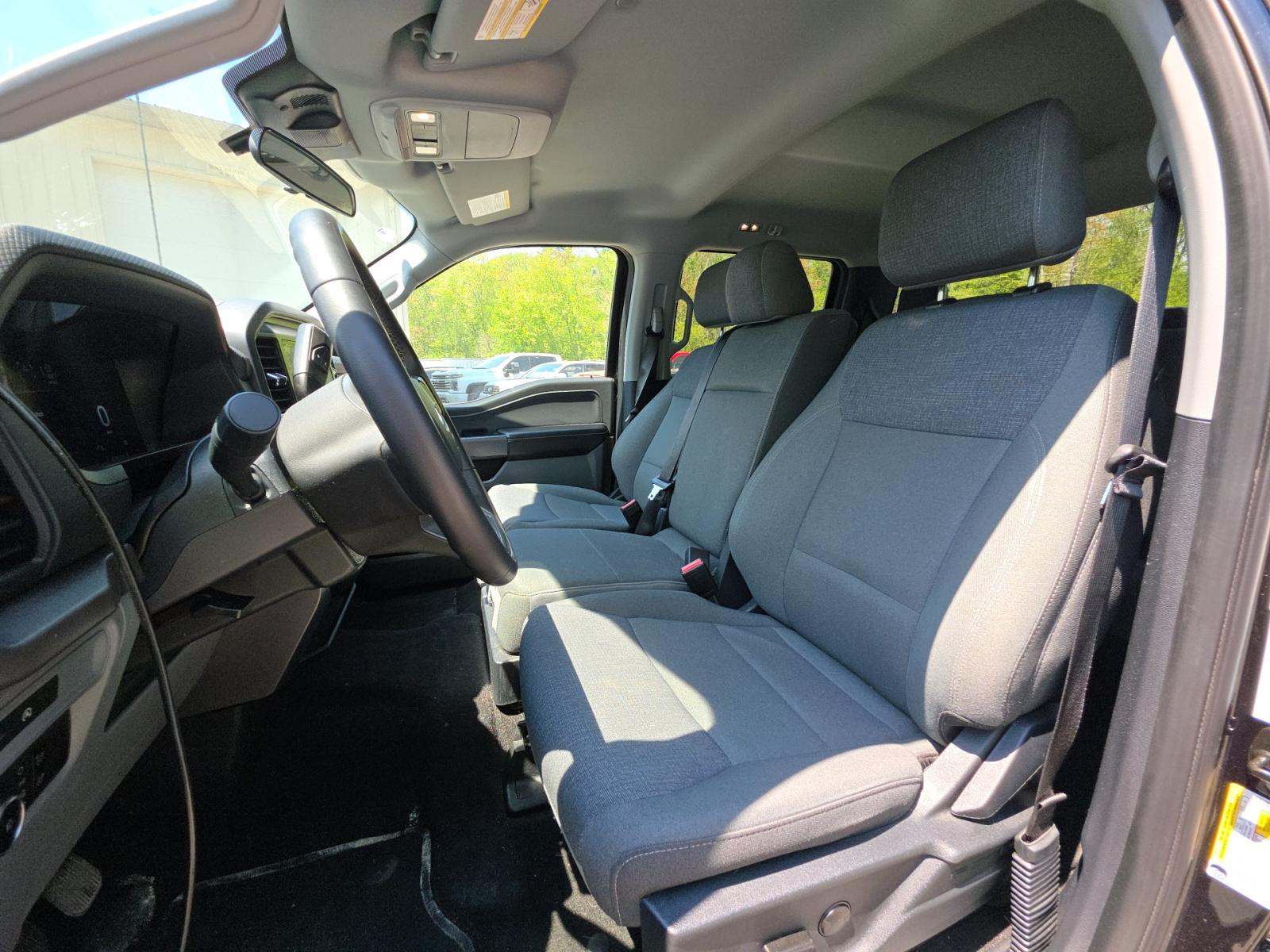 2025 Ford F-150 XLT AWD